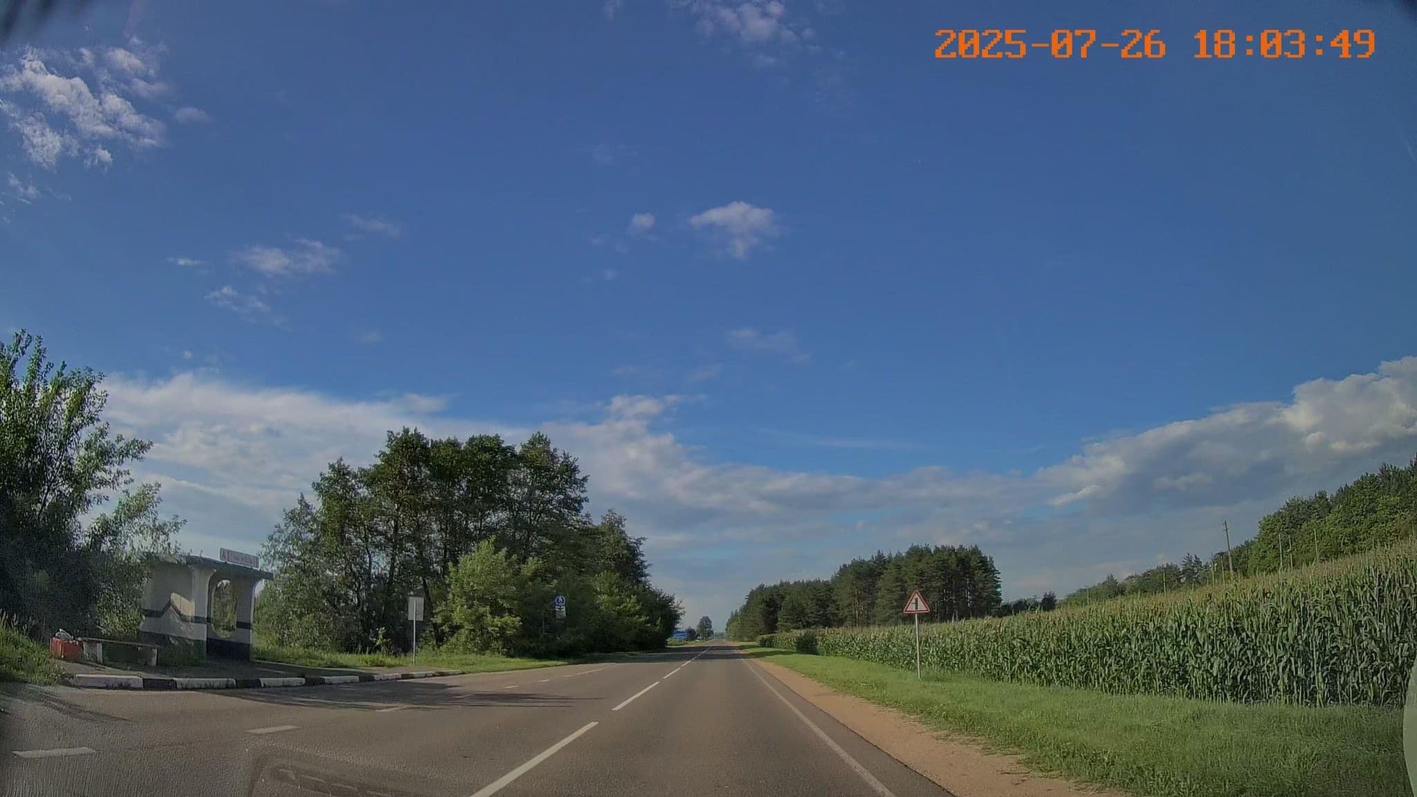 Street view near Россь, Krasnosel’skiy — © bdgwl (CC BY-SA · Mapillary)