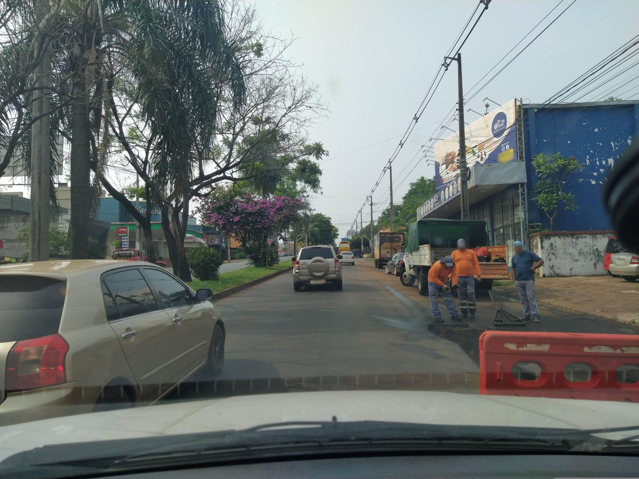 Street view near Hotel Carnaval, Encarnación — © jjorrge (CC BY-SA · Mapillary)