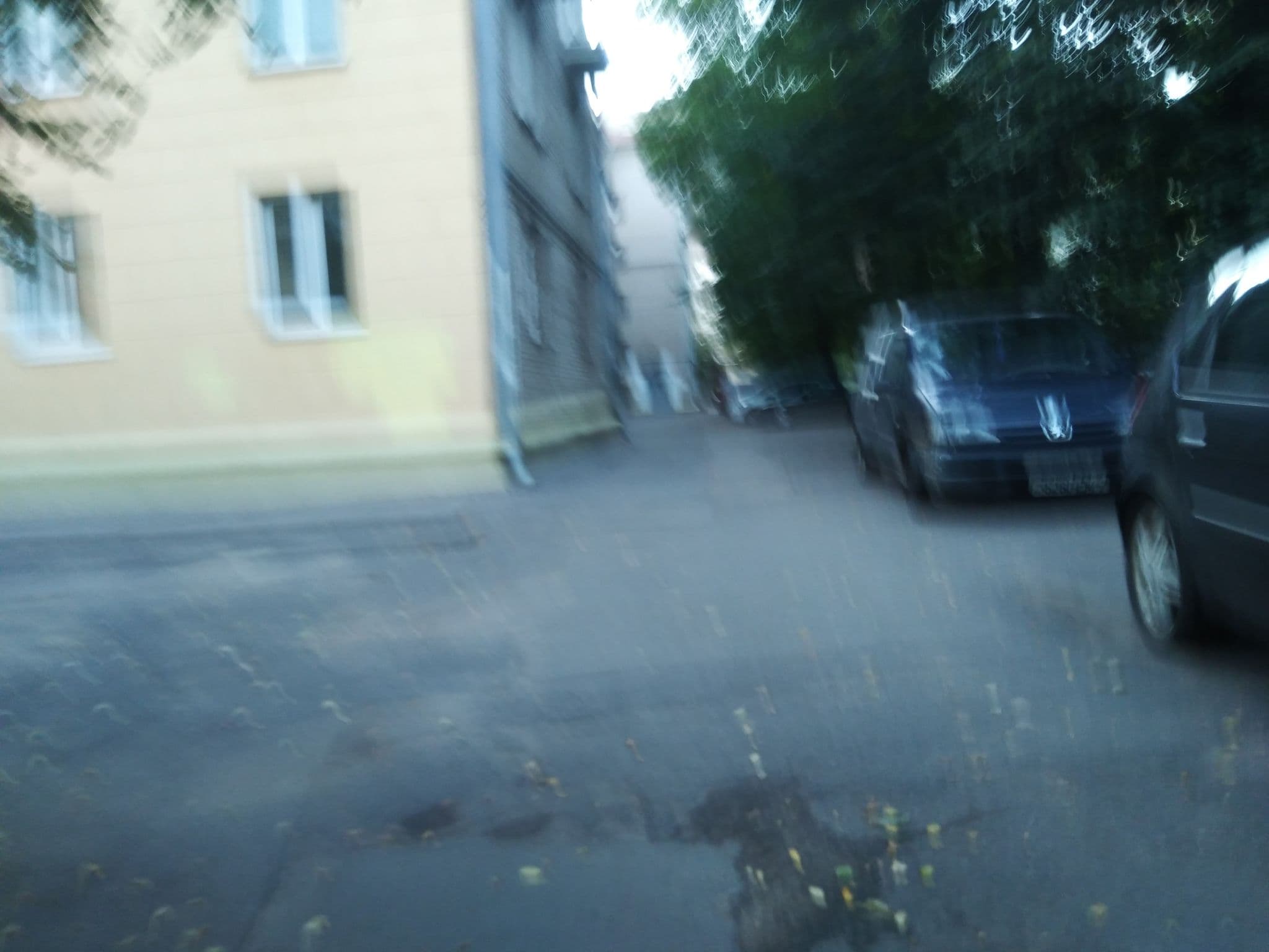 Street view near M&R Apartments, Minsk — © egorka (CC BY-SA · Mapillary)
