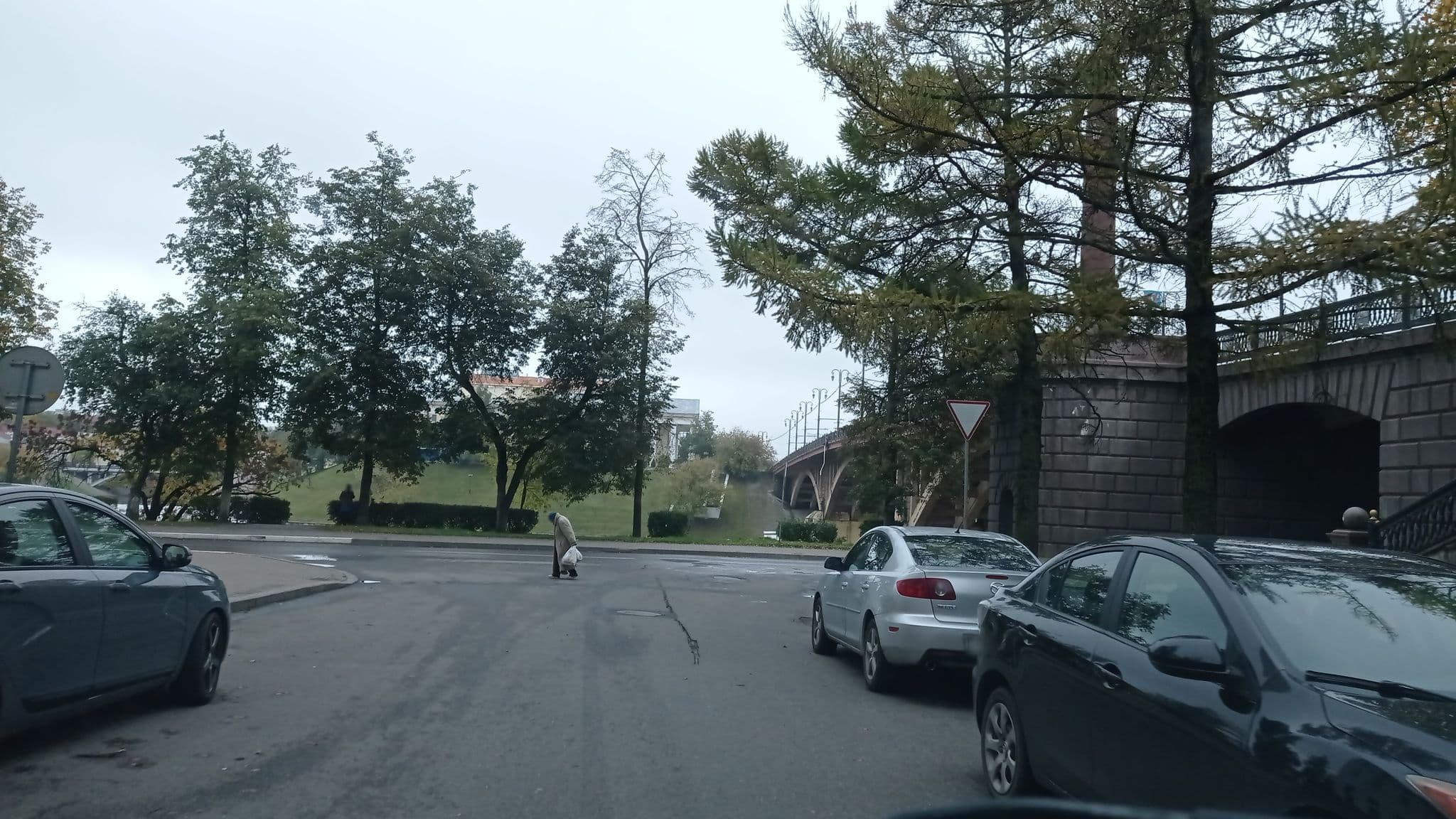 Street view near Гостиница «Двина», Vitebsk — © leshii (CC BY-SA · Mapillary)