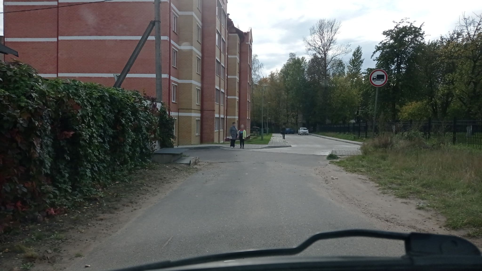 Street view near Апарты с террасами, Vitebsk — © leshii (CC BY-SA · Mapillary)