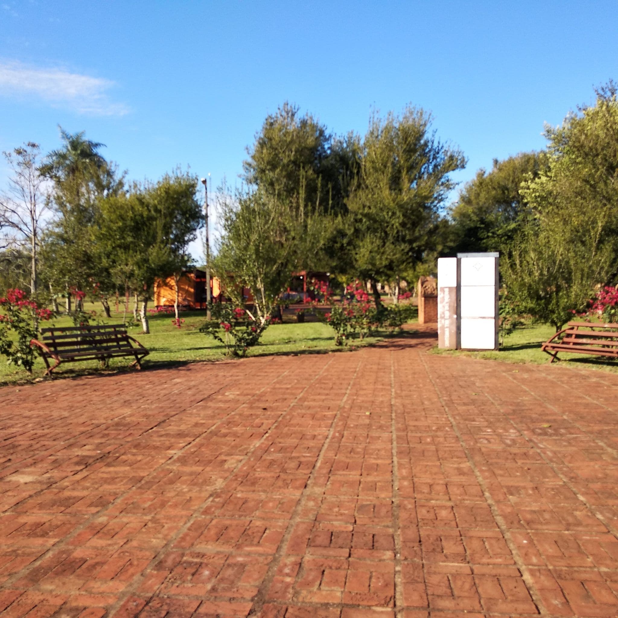 Street view near Hotel A Las Ruinas, Trinidad — © carlosbrys (CC BY-SA · Mapillary)