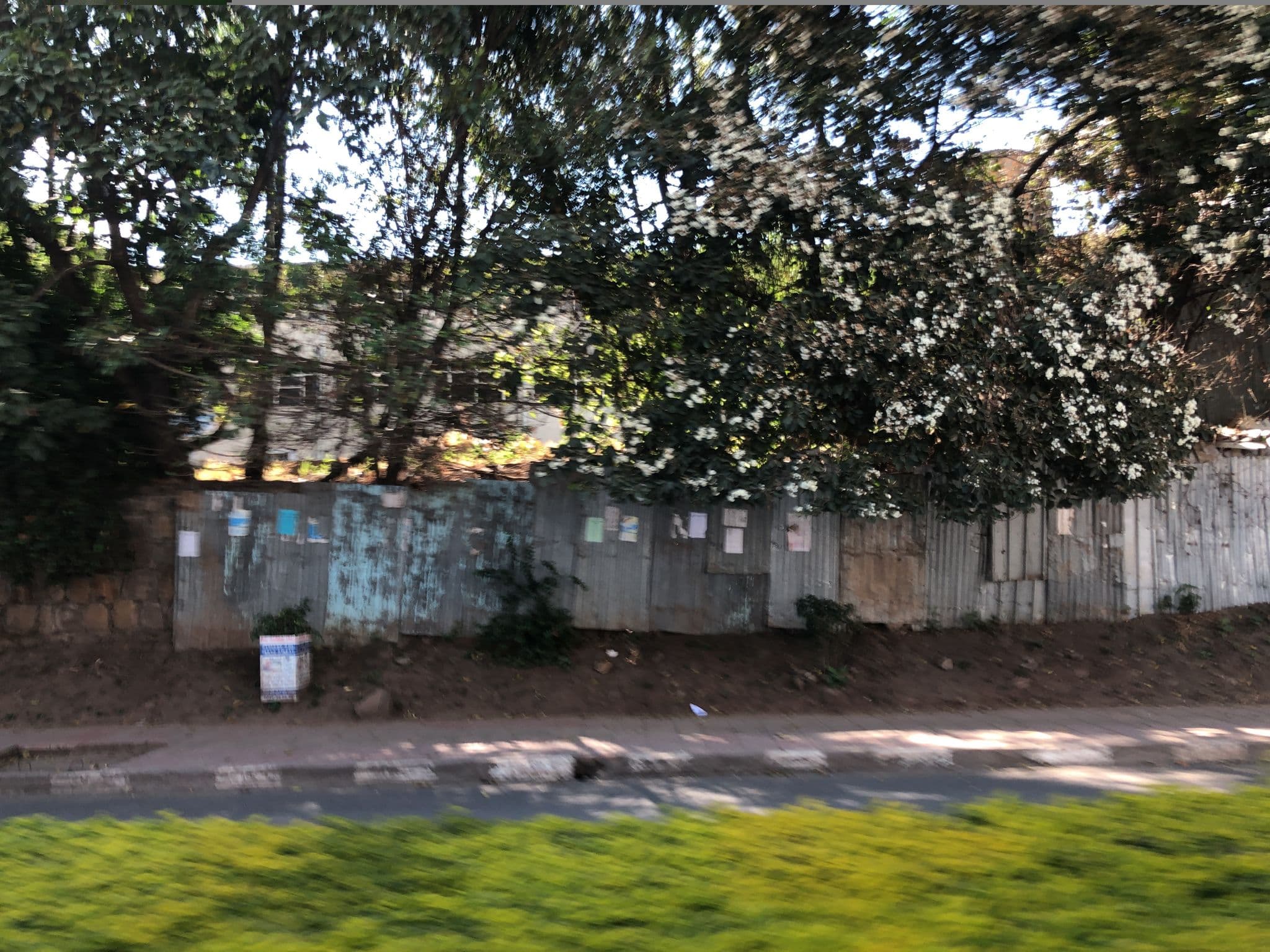 Street view near Quara Hotel, Gonder — © mtnbiker (CC BY-SA · Mapillary)