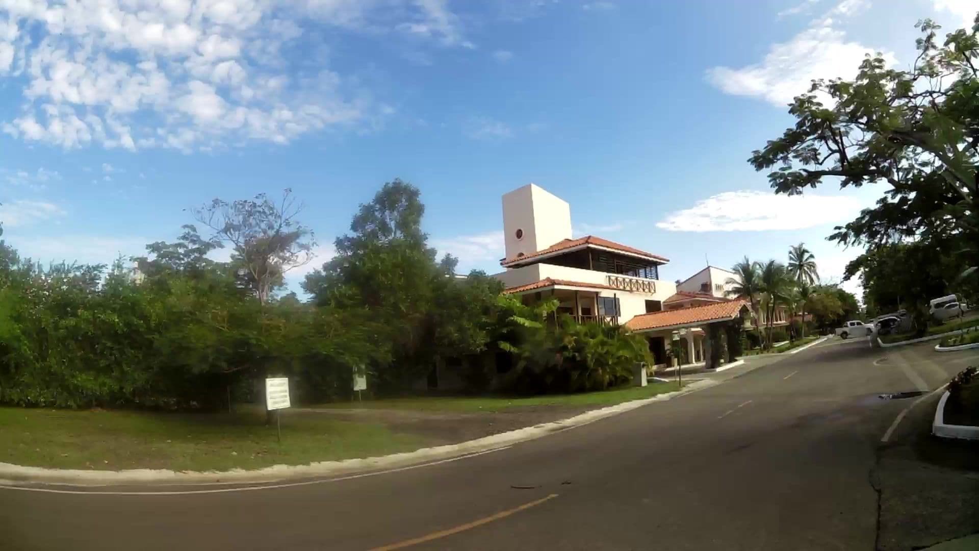 Street view near Bluebay Coronado Golf & Beach Resort, Nueva Gorgona — © kaartcam (CC BY-SA · Mapillary)