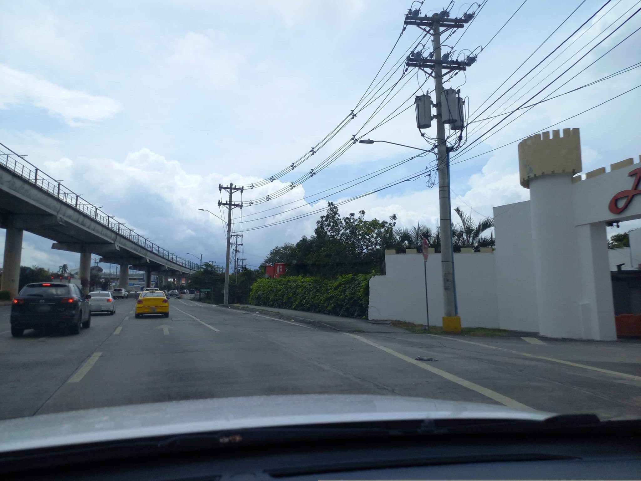 Street view near El Puente Push Button, Río Abajo — © edward (CC BY-SA · Mapillary)