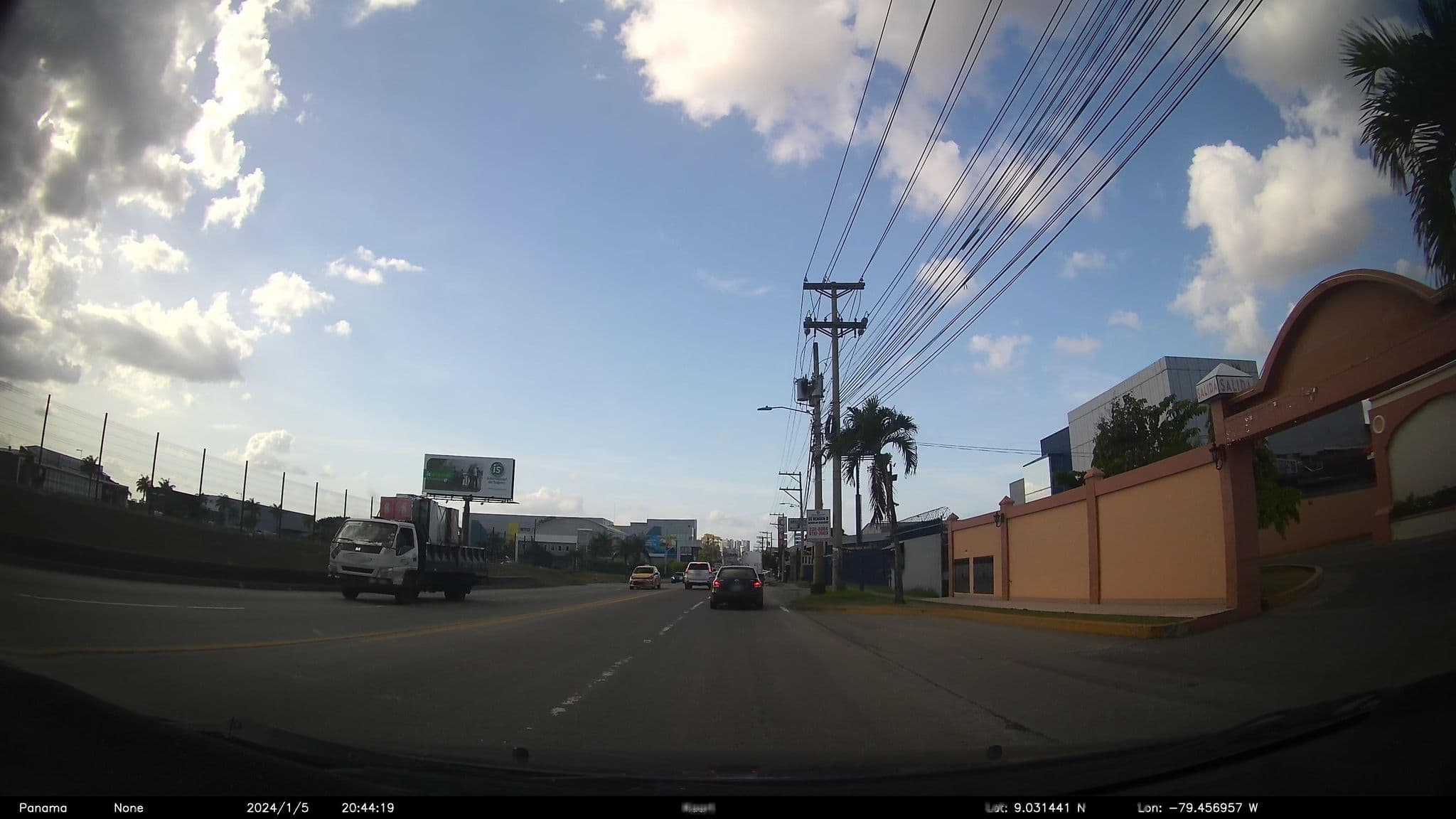 Street view near Secretos, Juan Díaz — © kaart_2 (CC BY-SA · Mapillary)