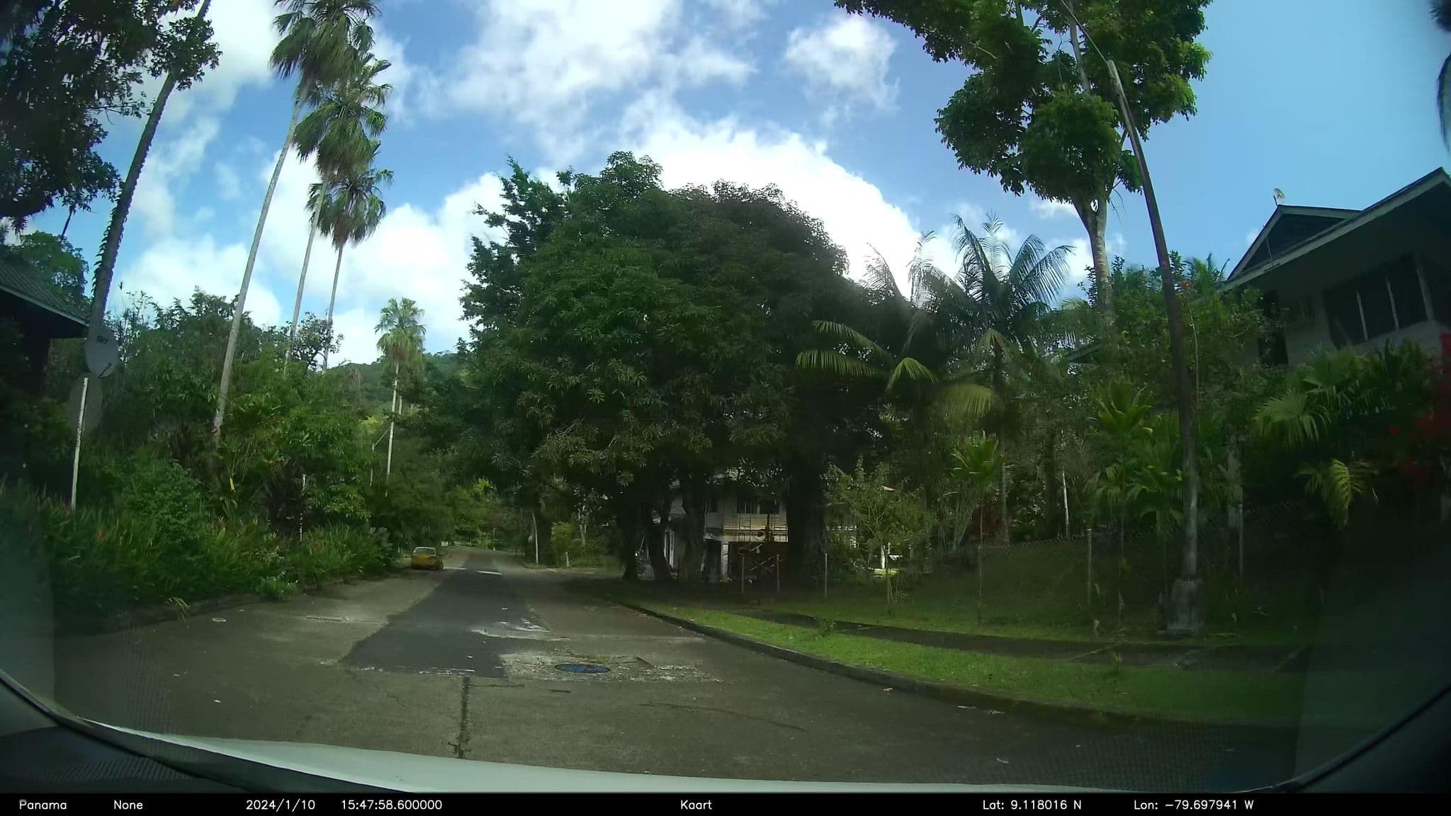 Street view near Albergue Donde Mateo (B&B), Chilibre — © kaart_2 (CC BY-SA · Mapillary)