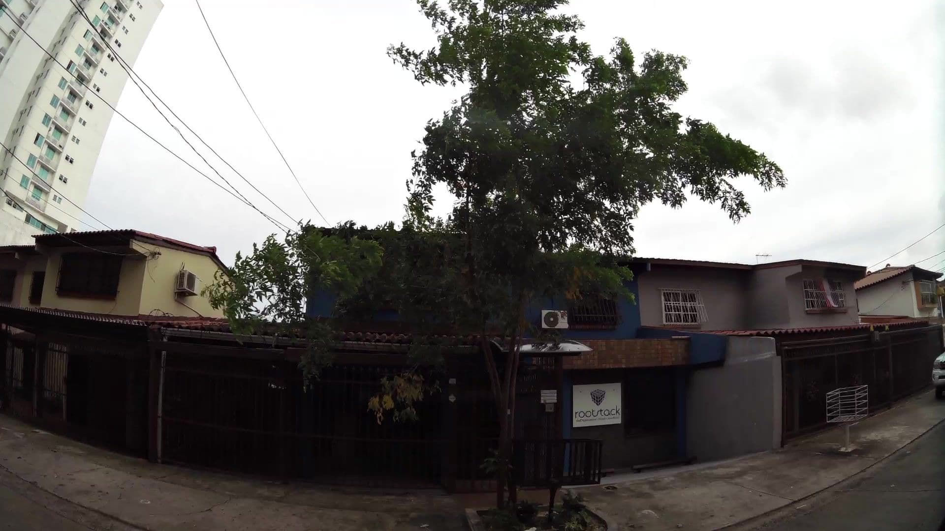 Street view near Totumas Lodge, Panama City — © kaartcam (CC BY-SA · Mapillary)