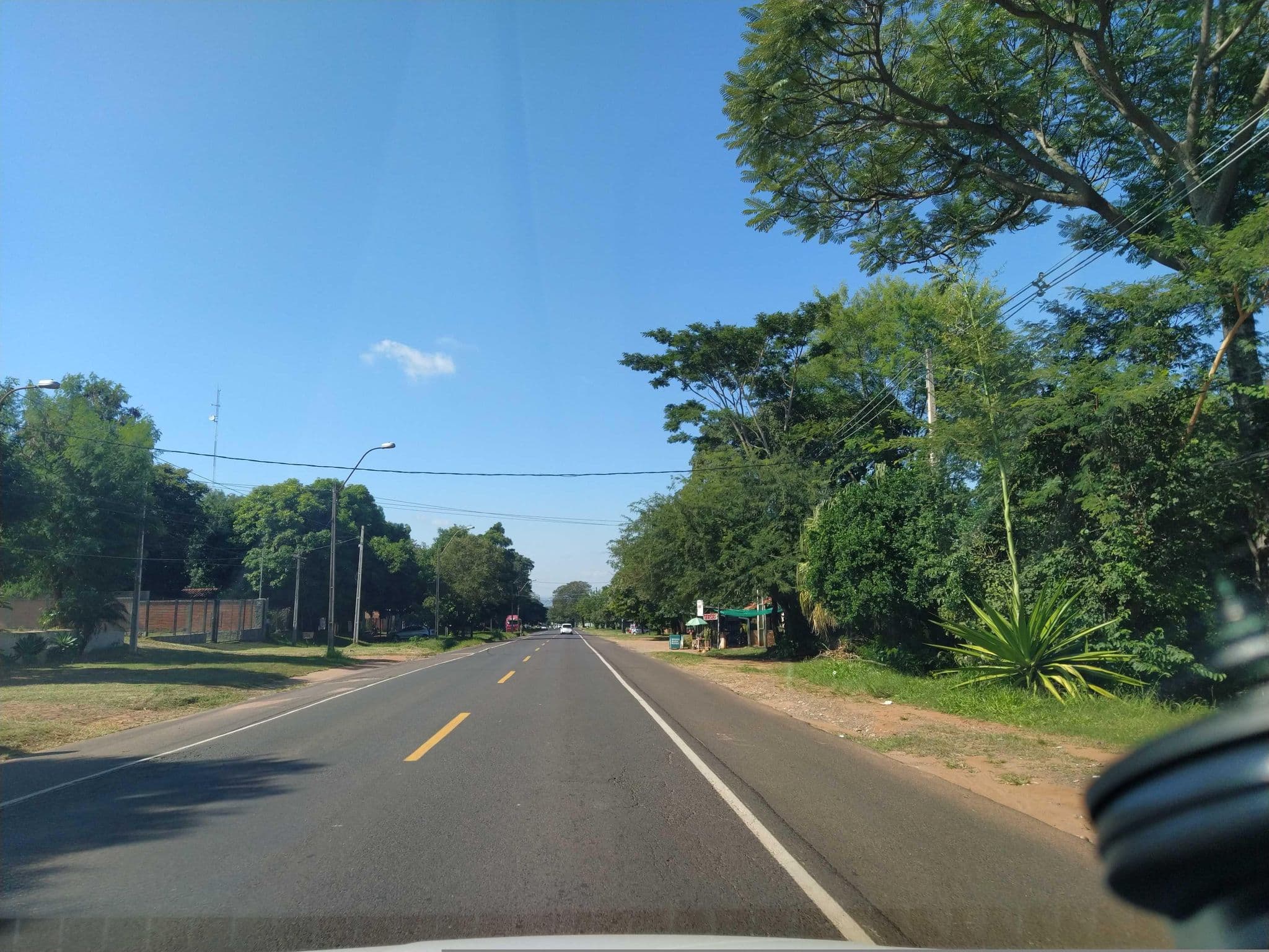 Street view near Hotel Tropicana: Paraguarí, Paraguarí — © jjorrge (CC BY-SA · Mapillary)