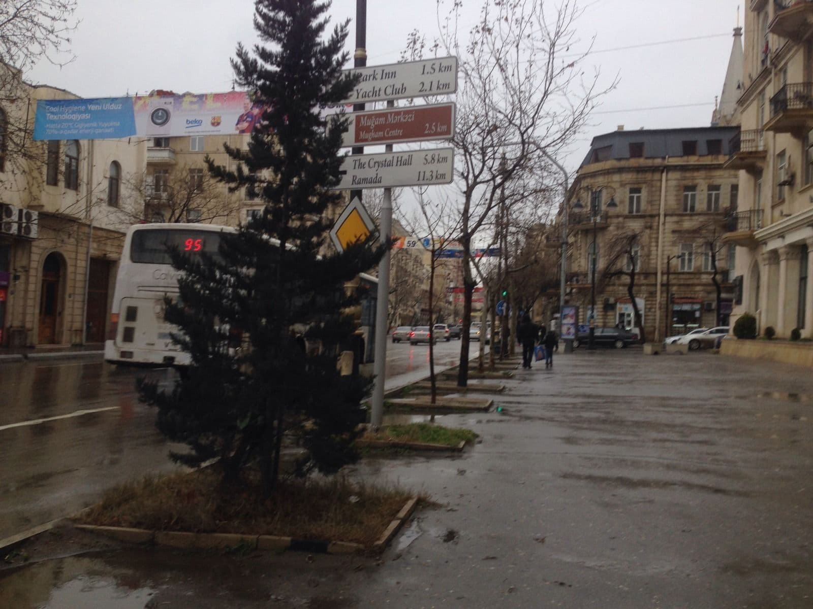 Street view near Guest House Inn, Baku — © geomapper69 (CC BY-SA · Mapillary)