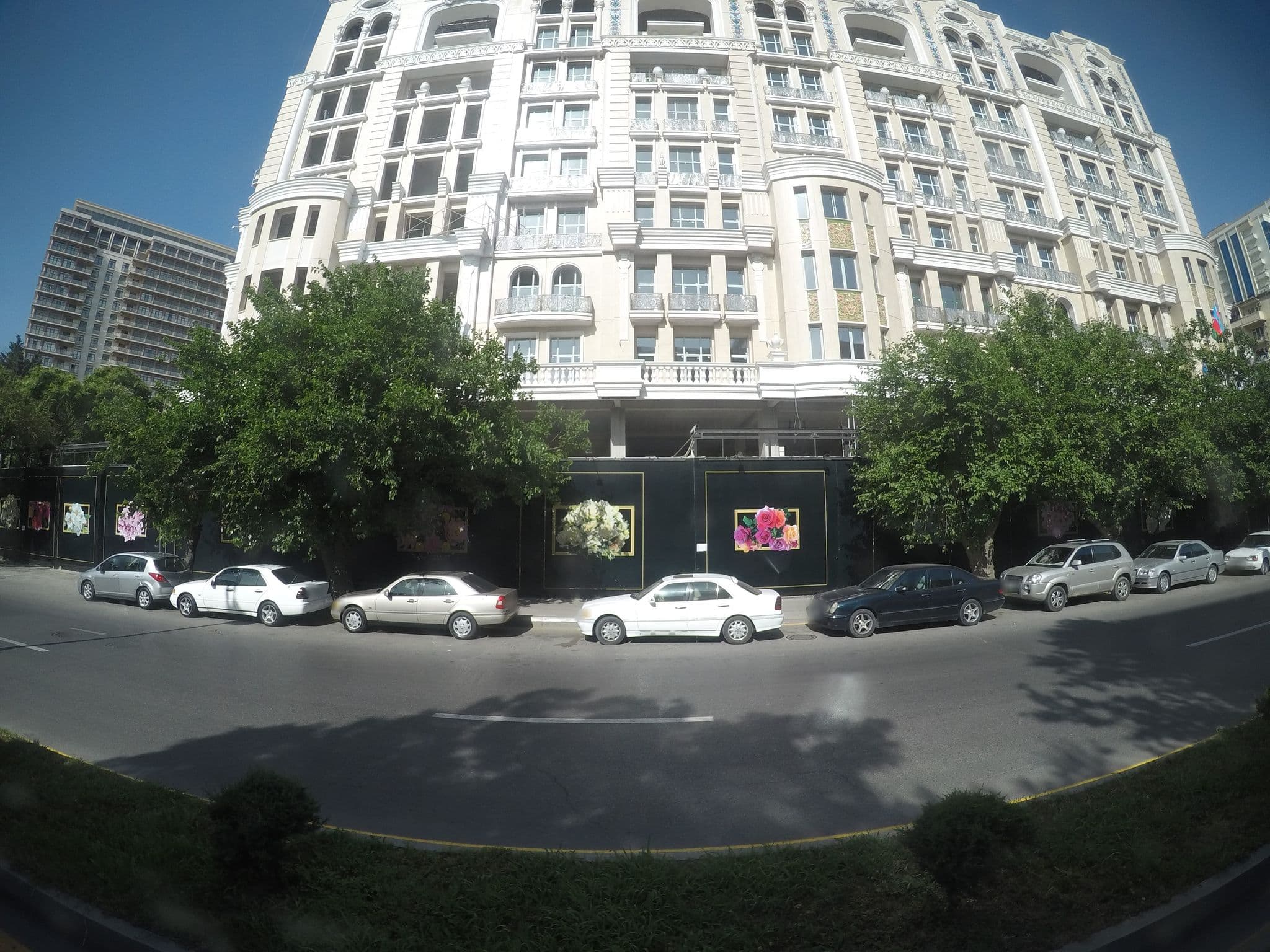 Street view near Hyatt Regency Pool, Khojasan — © westbam (CC BY-SA · Mapillary)