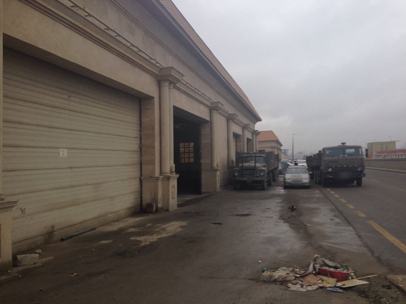 Street view near Hotel Azərbaycan, Balakhani — © geomapper69 (CC BY-SA · Mapillary)