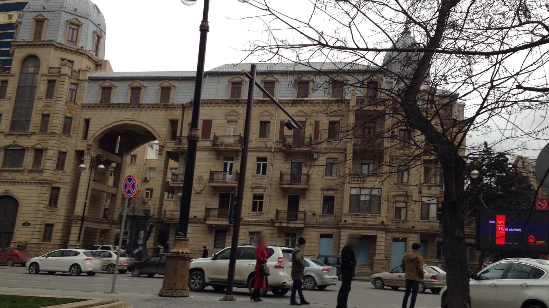 Street view near Rigs Home Hotel, Baku — © geomapper69 (CC BY-SA · Mapillary)