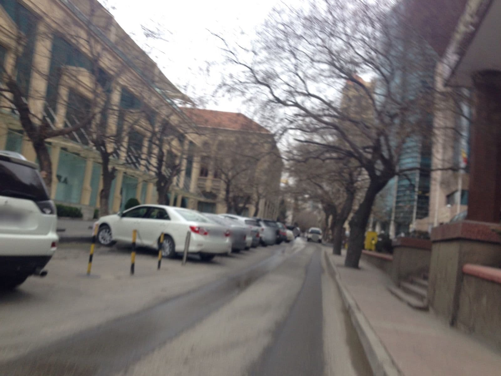 Street view near Radisson Blu Plaza, Badamdar — © geomapper69 (CC BY-SA · Mapillary)