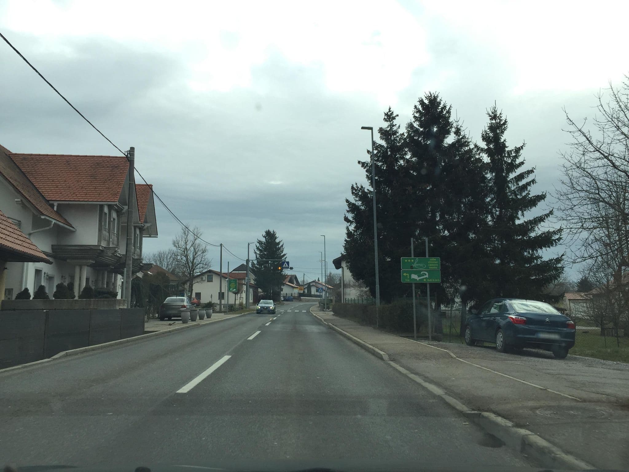 Street view near Vila Lemic, Postojna — © igorzo (CC BY-SA · Mapillary)