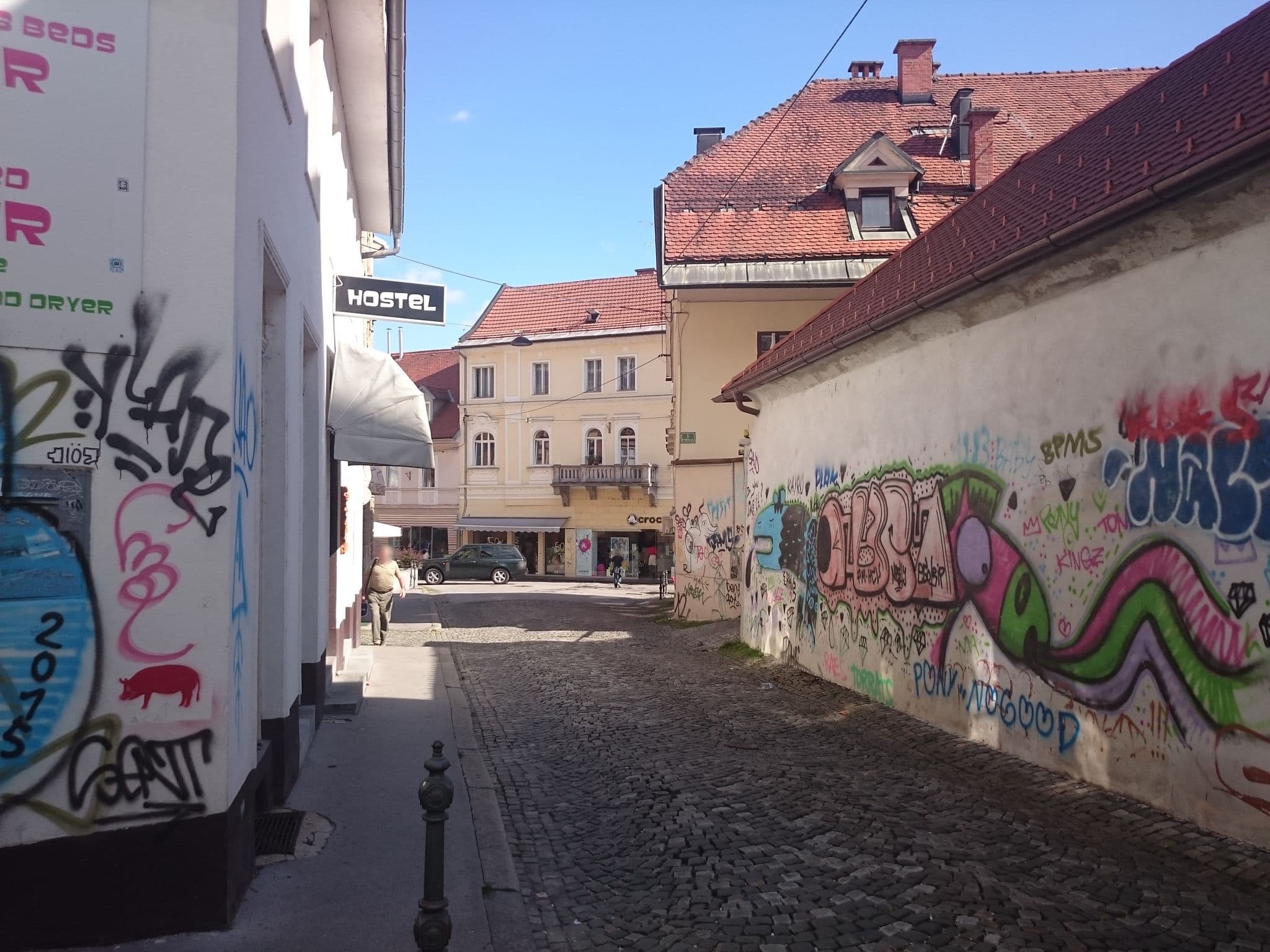 Street view near Dragondoss, Ljubljana — © asdf (CC BY-SA · Mapillary)