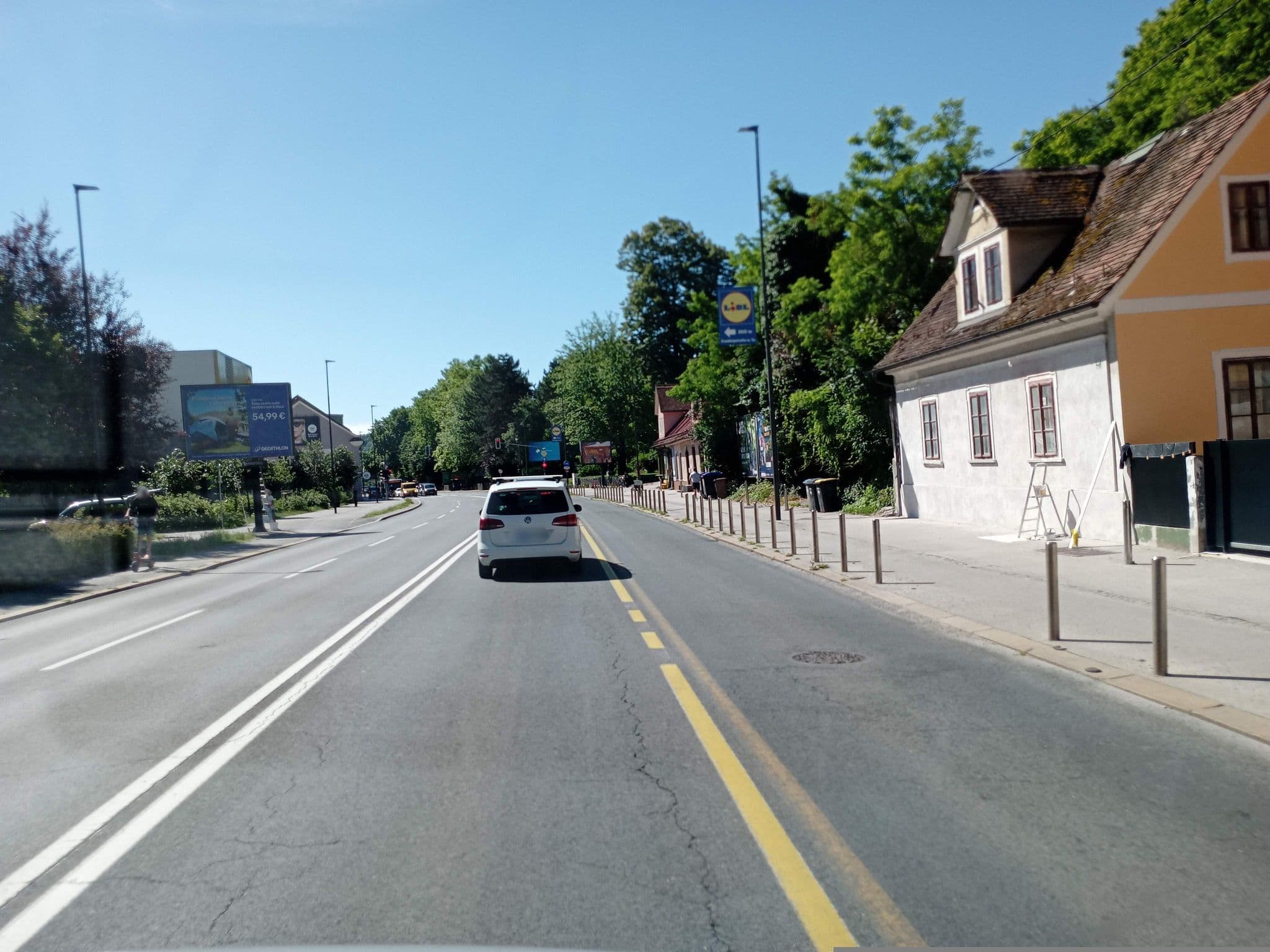 Street view near Janez Rooms, Ljubljana — © atze02 (CC BY-SA · Mapillary)