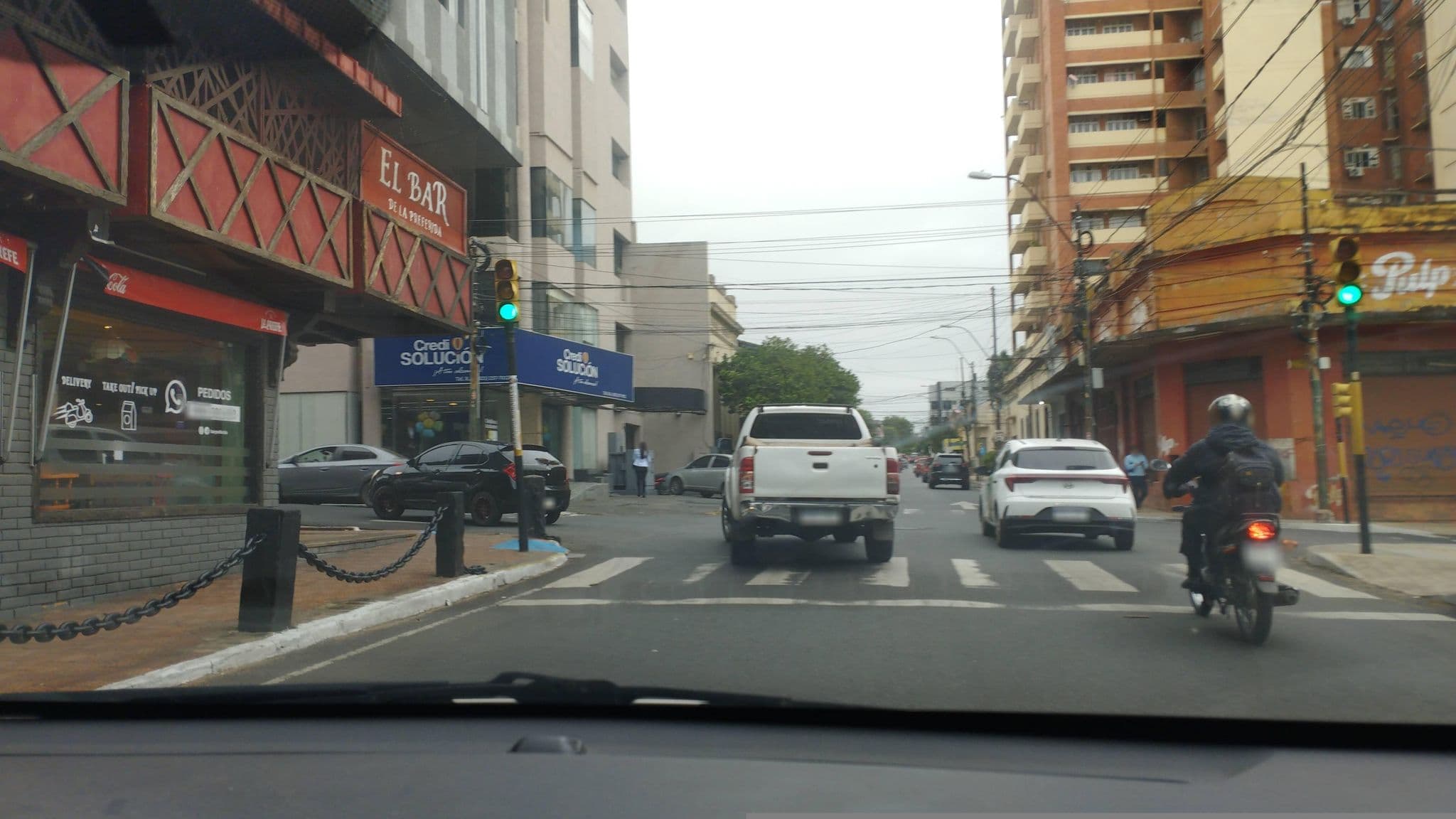 Street view near Hotel Cecilia, Asunción — © Alvaroc (CC BY-SA · Mapillary)