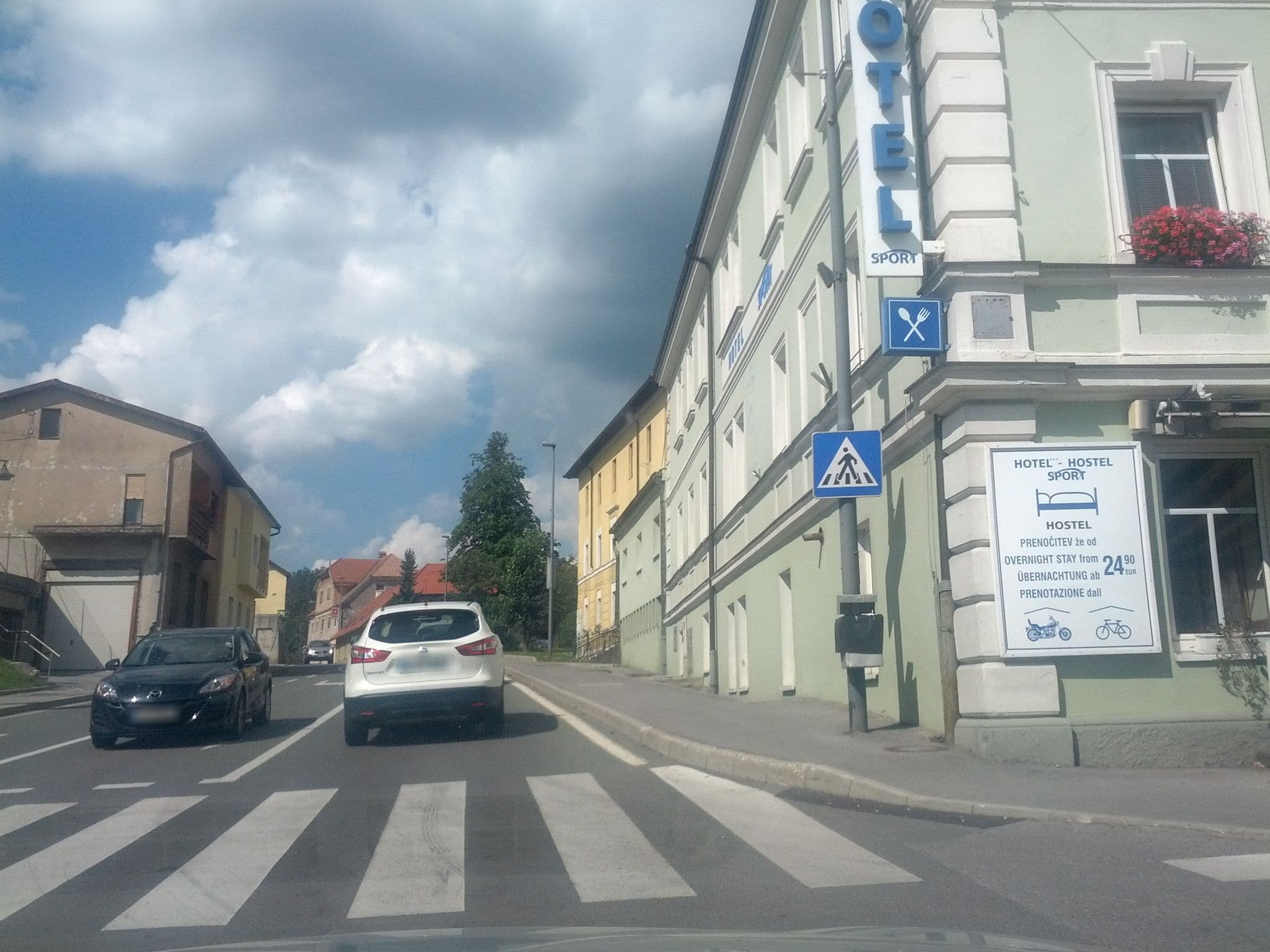 Street view near Hotel Sport, Postojna — © lesko987 (CC BY-SA · Mapillary)