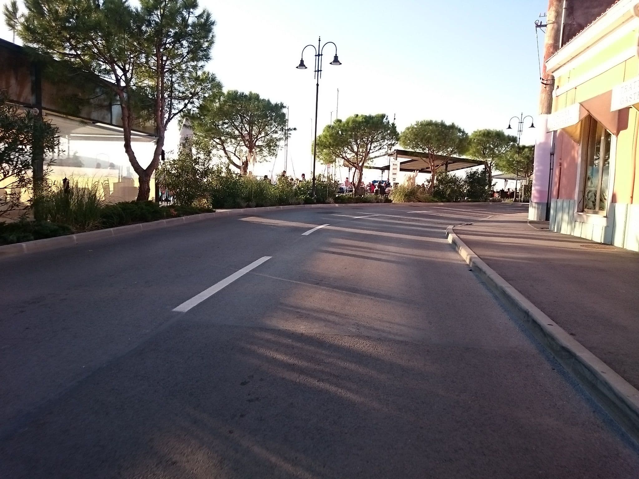 Street view near Dolcemente Garni Hotle, Izola — © voschix (CC BY-SA · Mapillary)