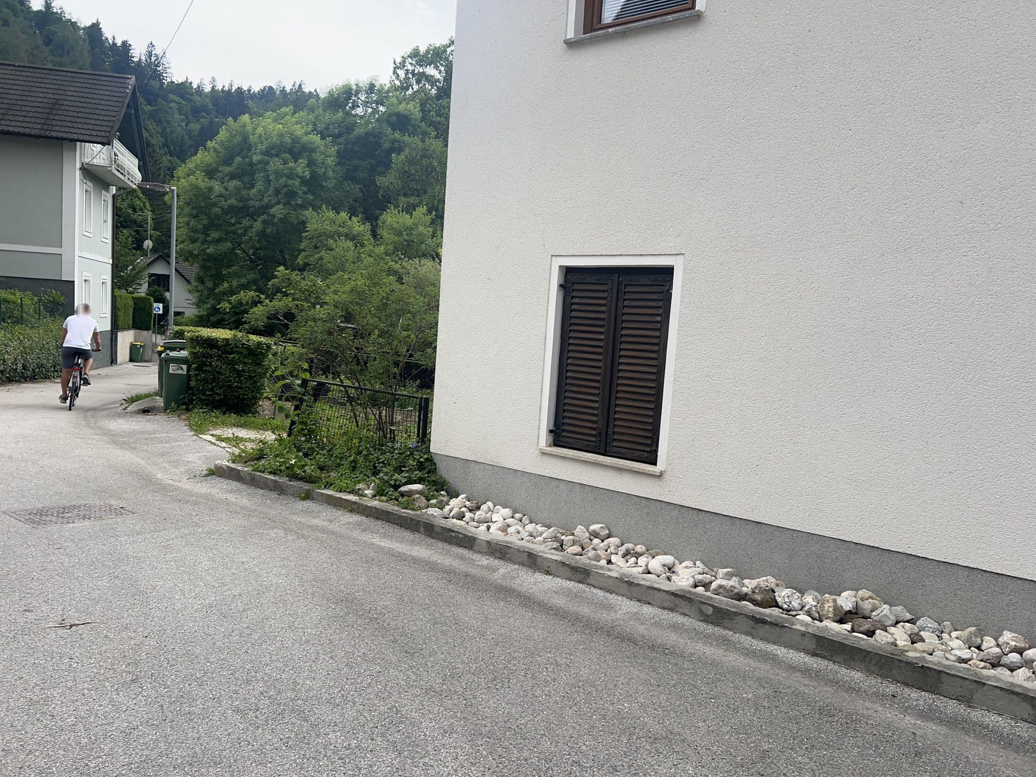 Street view near Vila Gorenka, Bled — © igorzo (CC BY-SA · Mapillary)