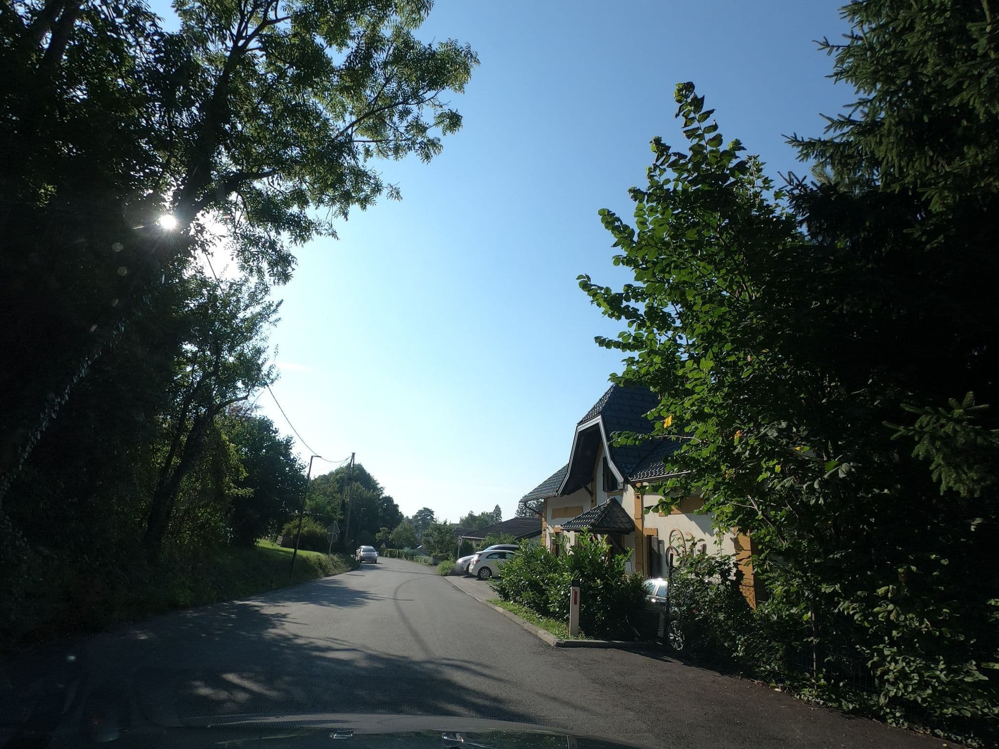 Street view near Vila Mila, Bled — © richlv (CC BY-SA · Mapillary)