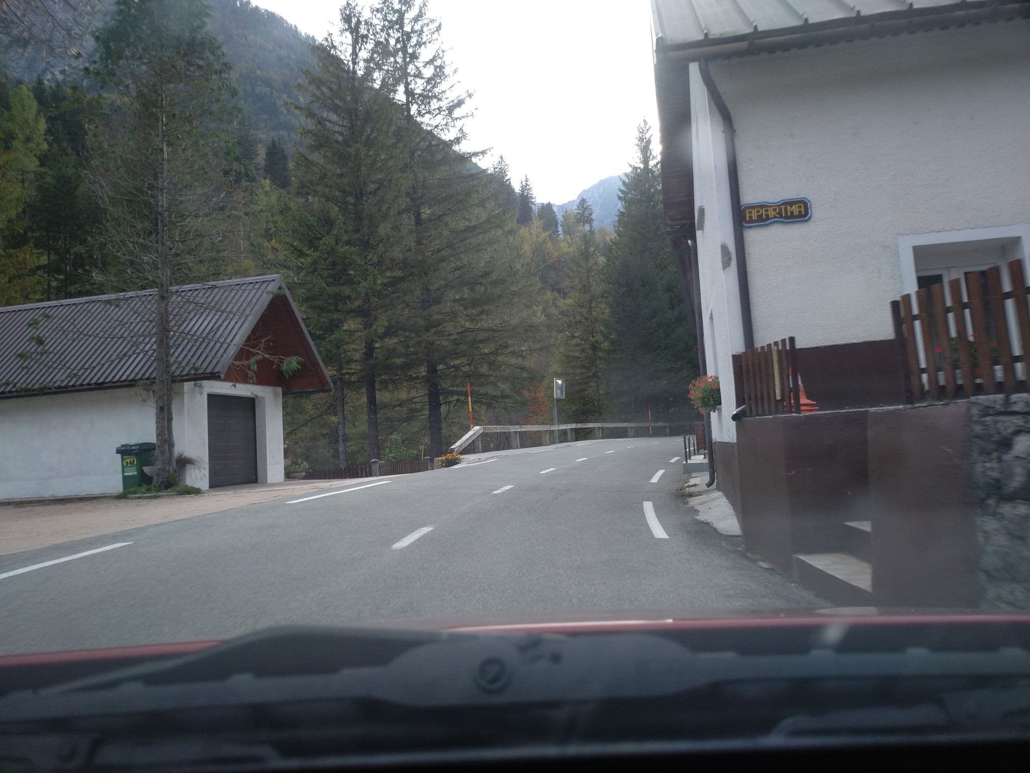 Street view near Počitniško stanovanje Cuder, Bovec — © mappatman (CC BY-SA · Mapillary)