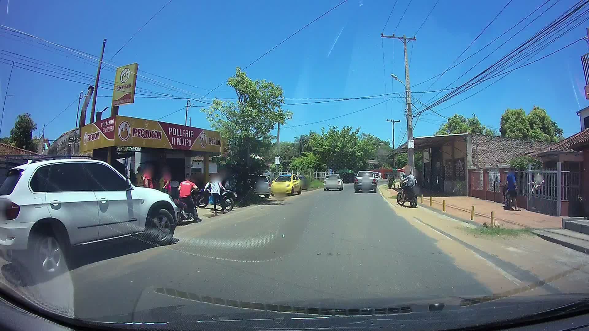 Street view near Hotel remember PY, Fernando de la Mora — © ancho85 (CC BY-SA · Mapillary)