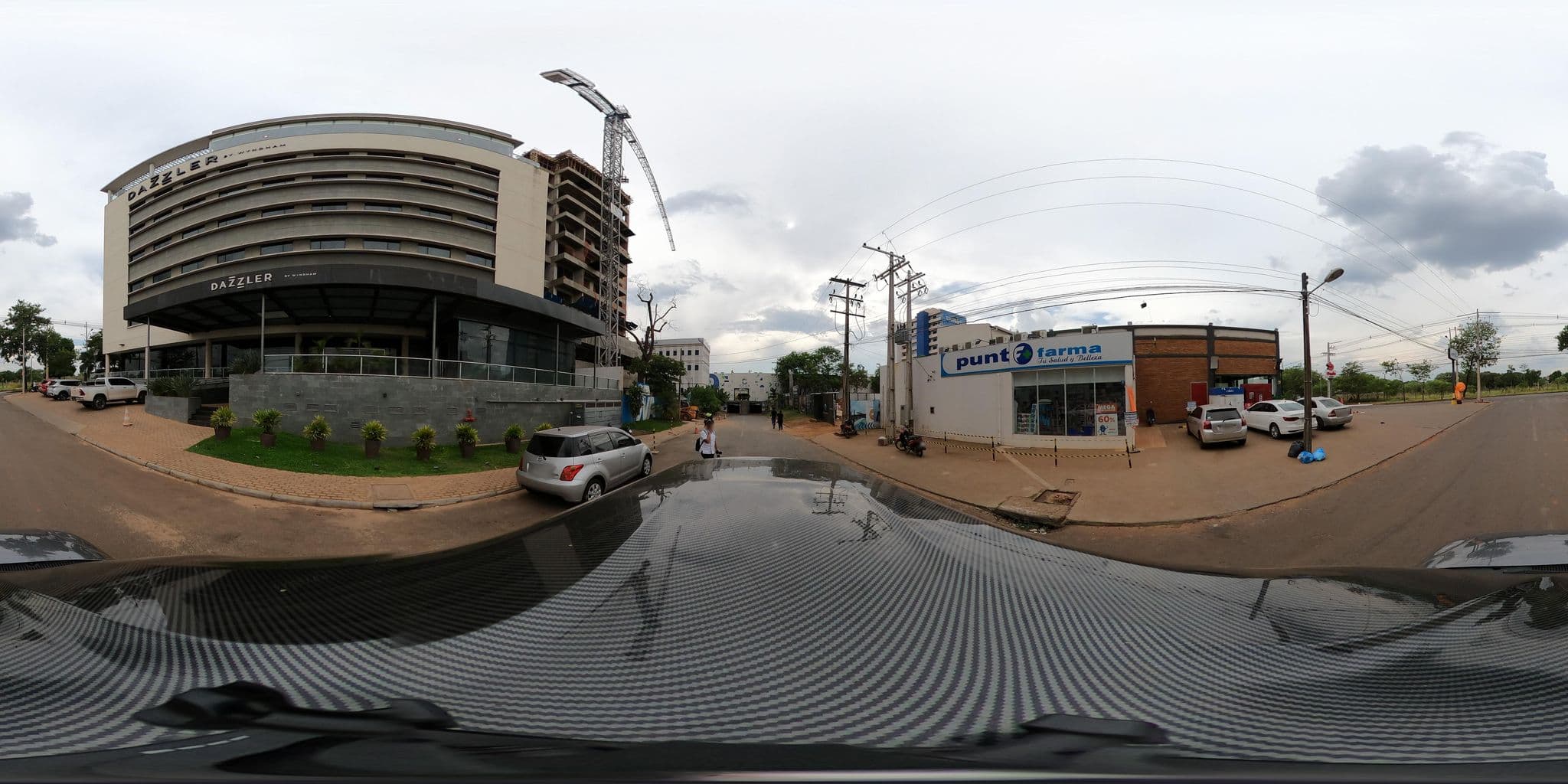 Street view near Dazzler, Ciudad del Este — © silarfer (CC BY-SA · Mapillary)
