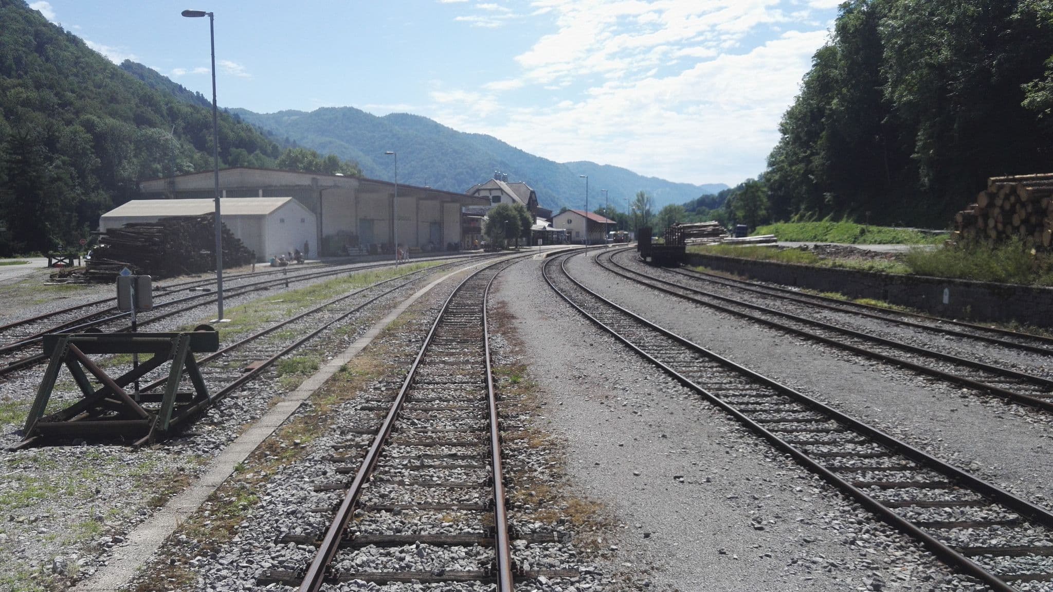 Street view near Apartma Opendoors Postaja, Tolmin — © aceini (CC BY-SA · Mapillary)