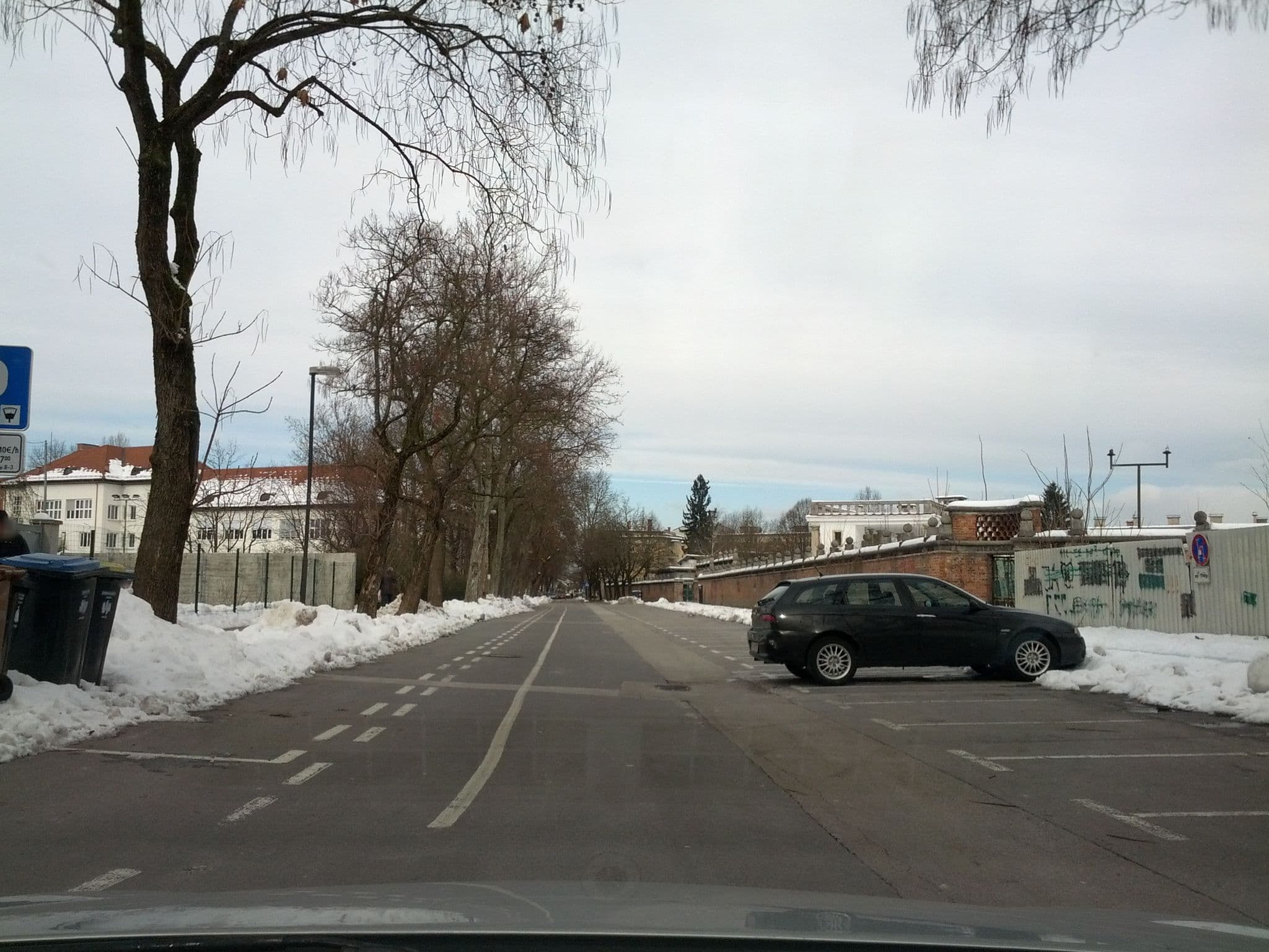 Street view near Vila Ema, Ljubljana — © lesko987 (CC BY-SA · Mapillary)