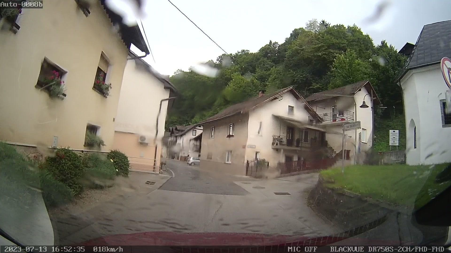 Street view near Gostišče Koren, Žužemberk — © rdnnk (CC BY-SA · Mapillary)