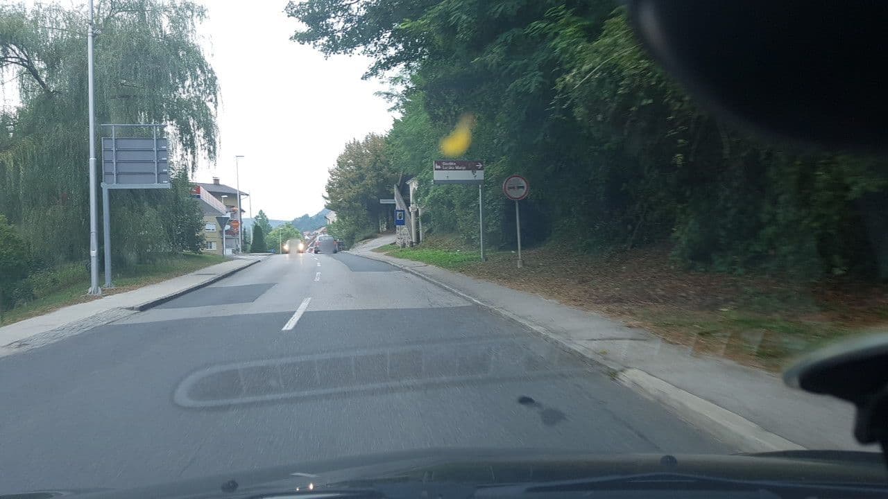 Street view near Hostel Kozmus Brestanica, Senovo — © mik007 (CC BY-SA · Mapillary)