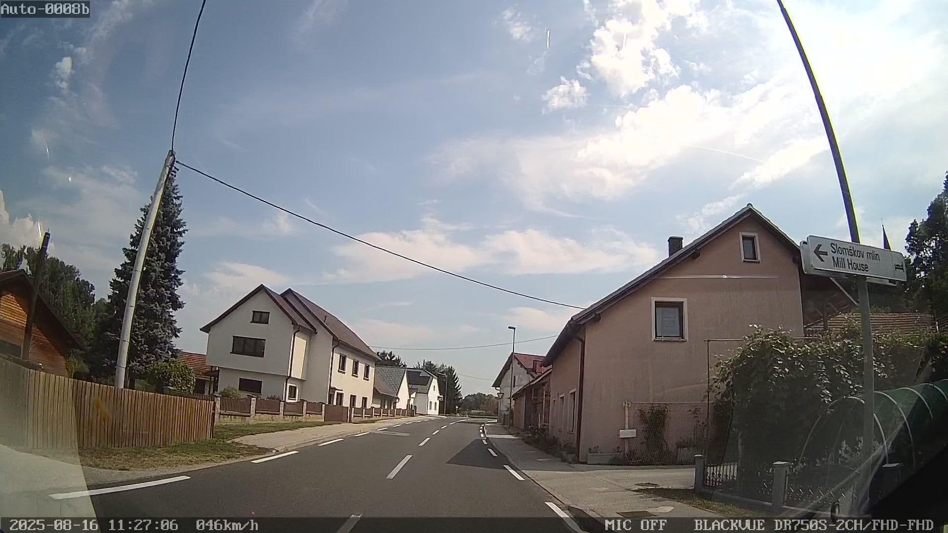 Street view near Mill House Apartment, Črenšovci — © rdnnk (CC BY-SA · Mapillary)