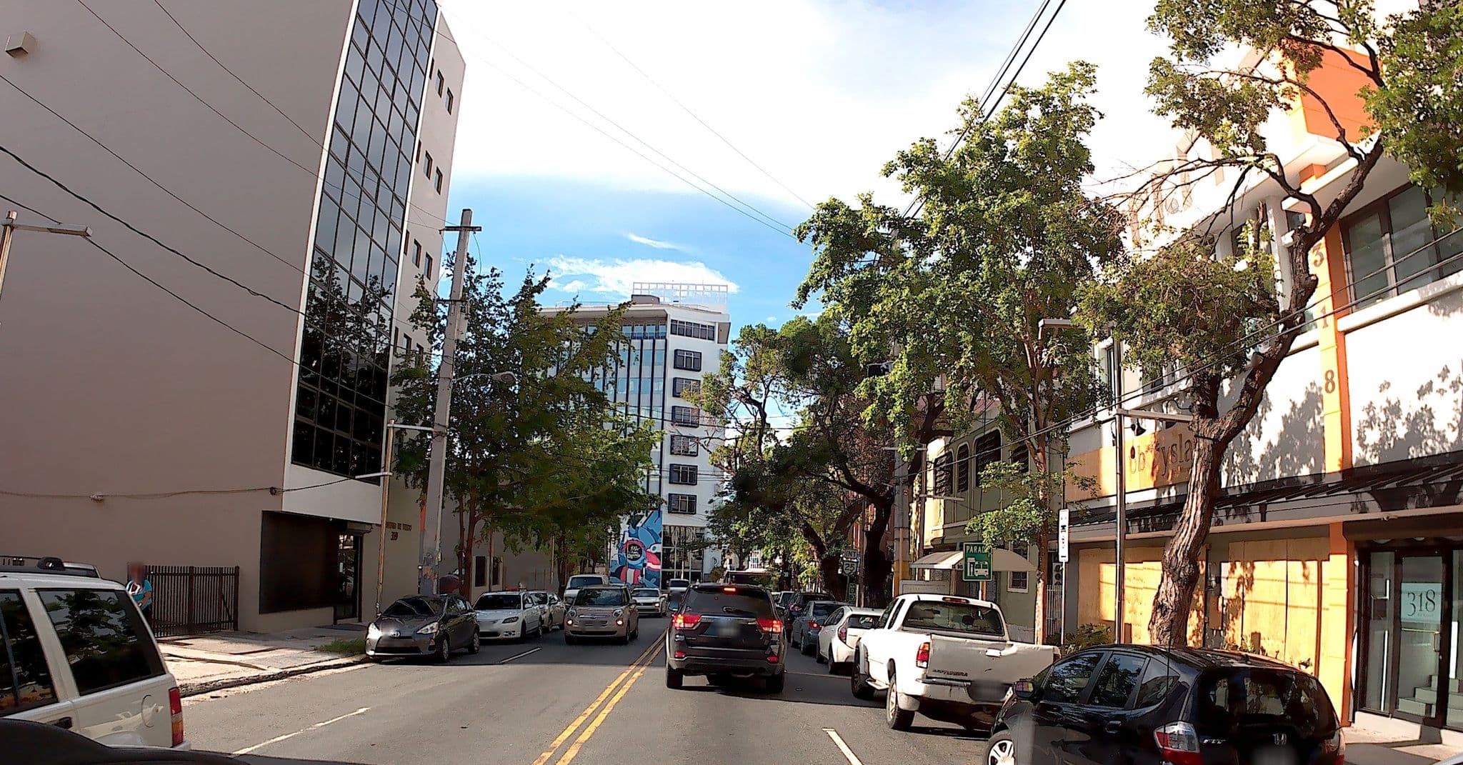 Street view near Santurcia Hostel, Eleanor Roosevelt — © jmoliver (CC BY-SA · Mapillary)