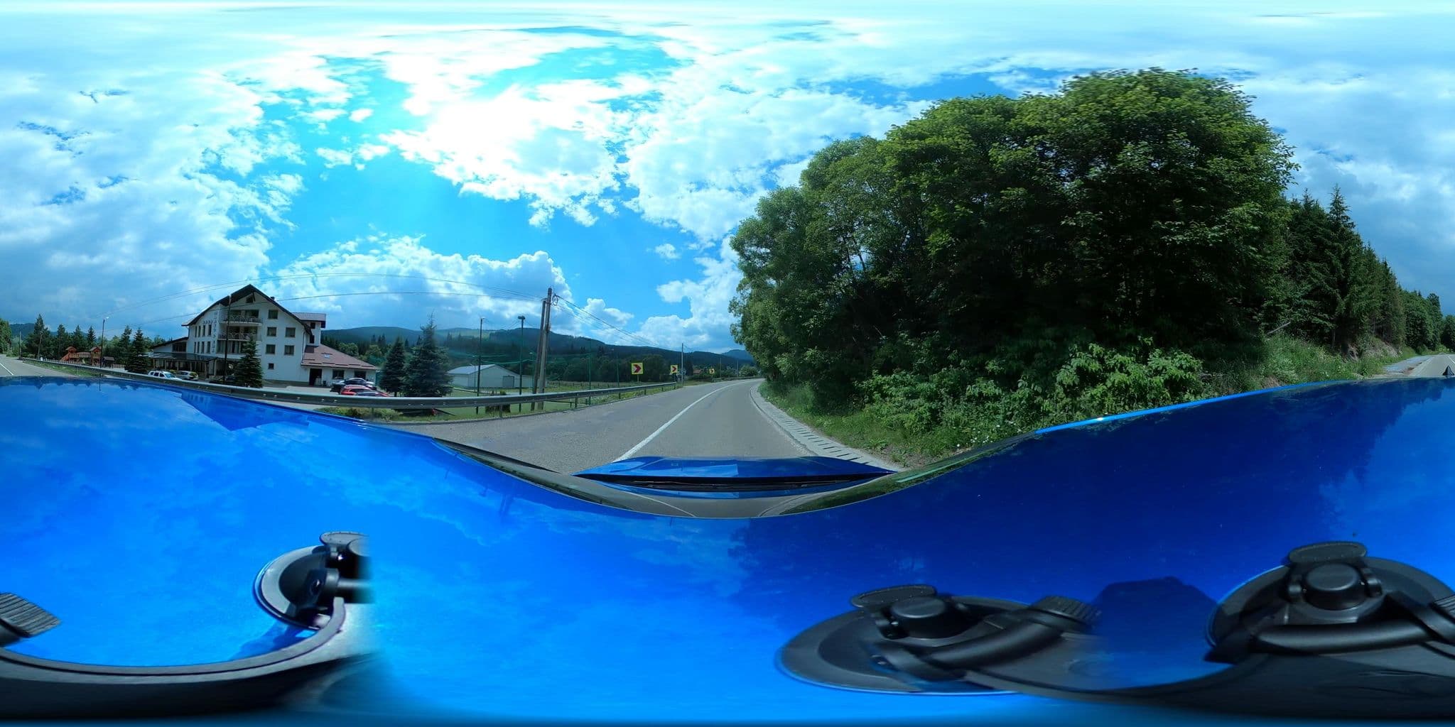 Street view near Maryo & Ema, Cârlibaba — © DARIUSDINCA (CC BY-SA · Mapillary)