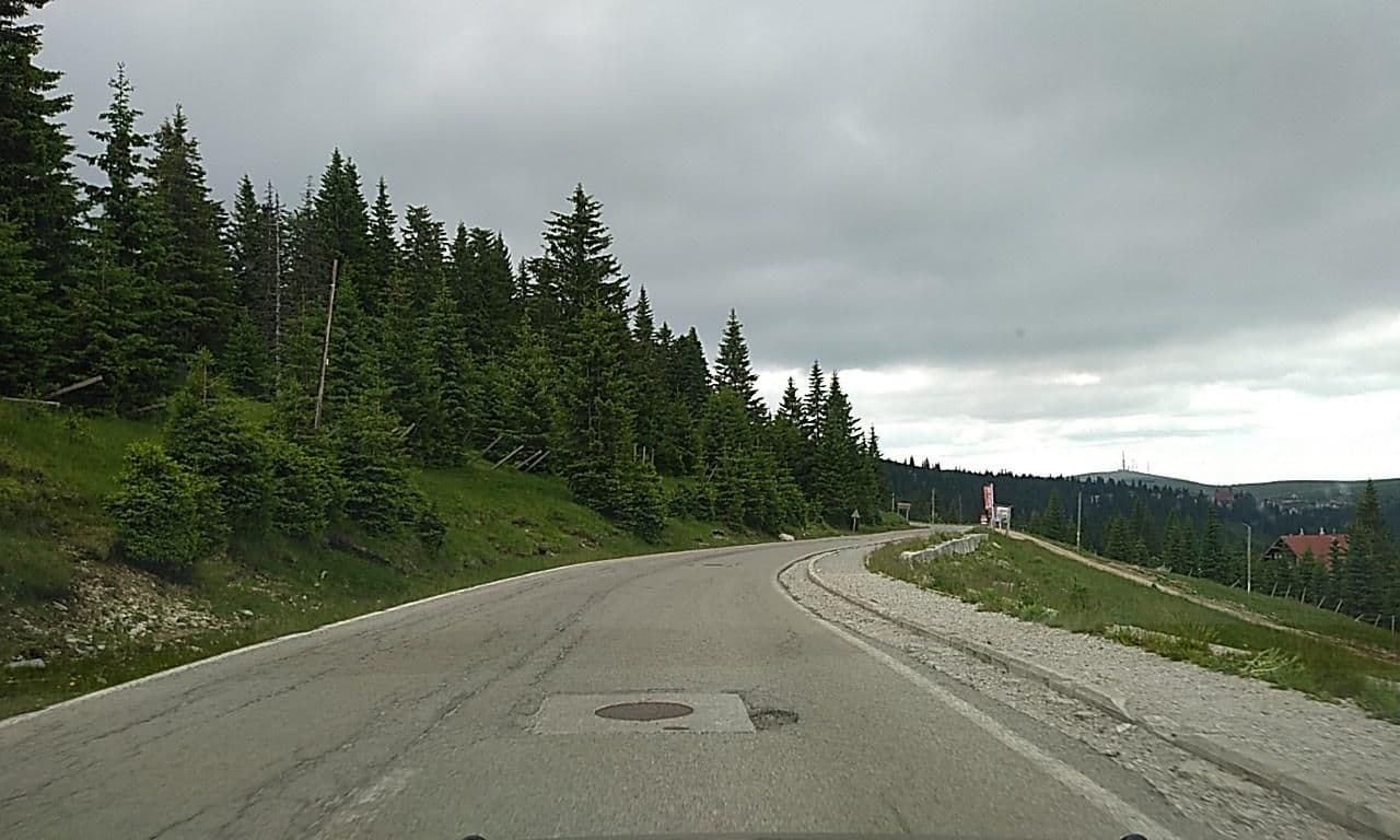 Street view near Rânca, Polovragi — © tavi (CC BY-SA · Mapillary)