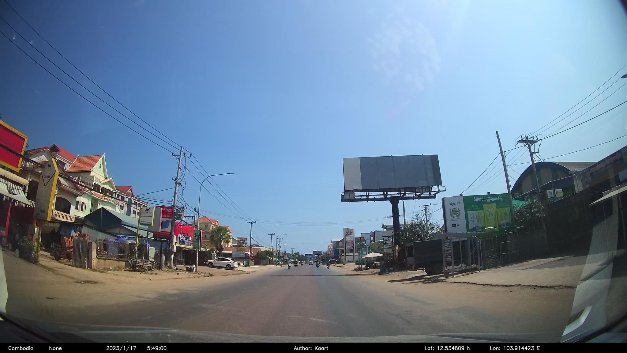 Street view near សណ្ឋាគារ ច័ន្ទមណ្ណី មណ្ណីច័ន្ទ សុខសាន្ត, Pursat — © kaart_2 (CC BY-SA · Mapillary)