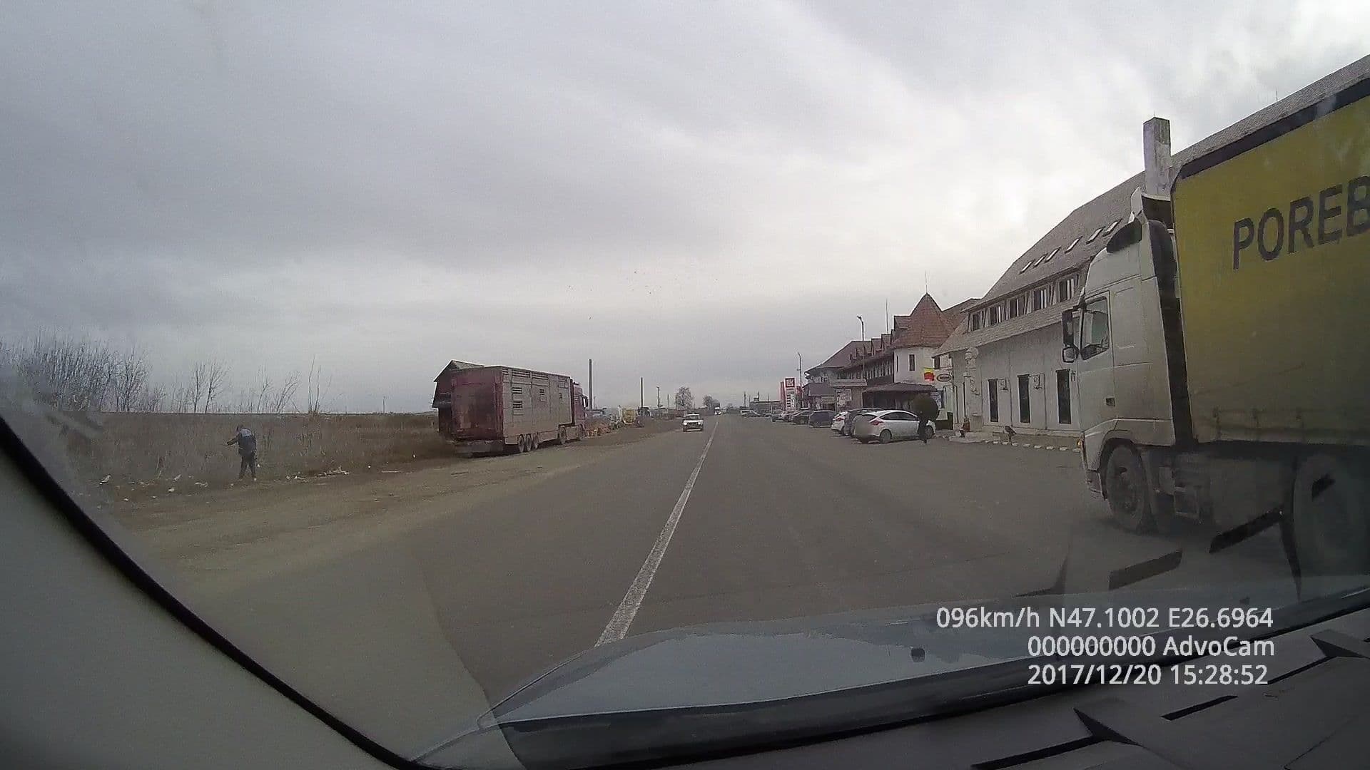 Street view near Hanul Ancuței -, Nisiporești — © tavi (CC BY-SA · Mapillary)