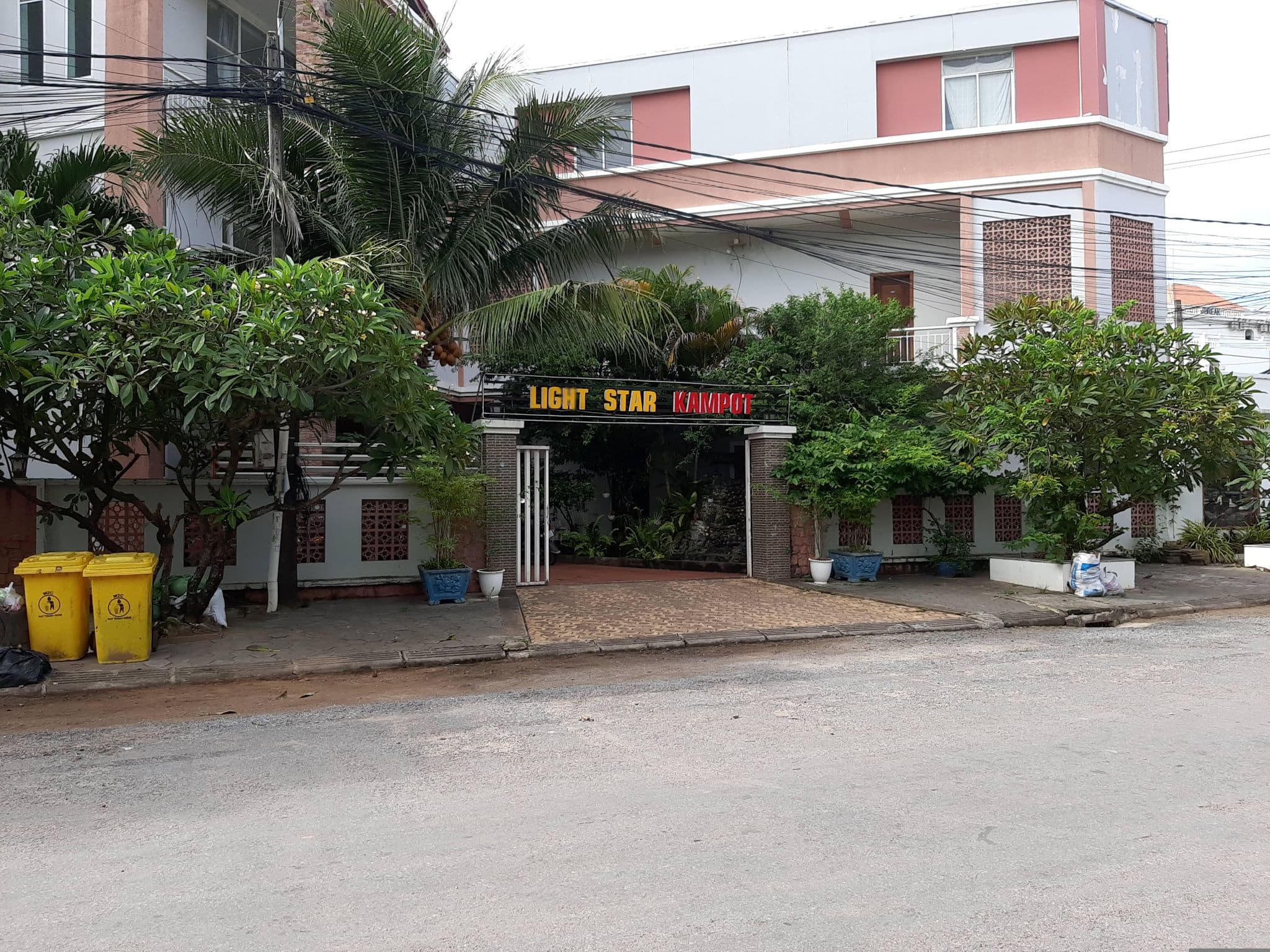 Street view near Blue Buddha Hotel, Kampot — © pir (CC BY-SA · Mapillary)
