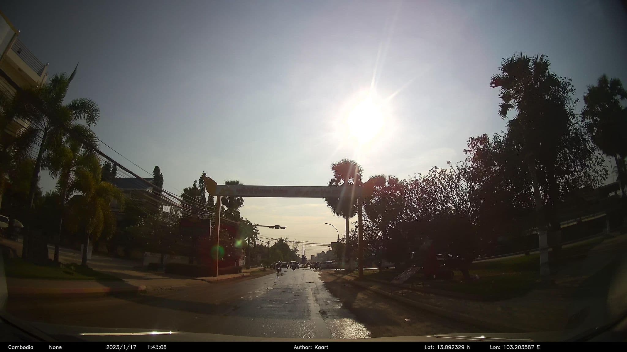 Street view near Golden Palace Hotel, Battambang — © kaart_2 (CC BY-SA · Mapillary)