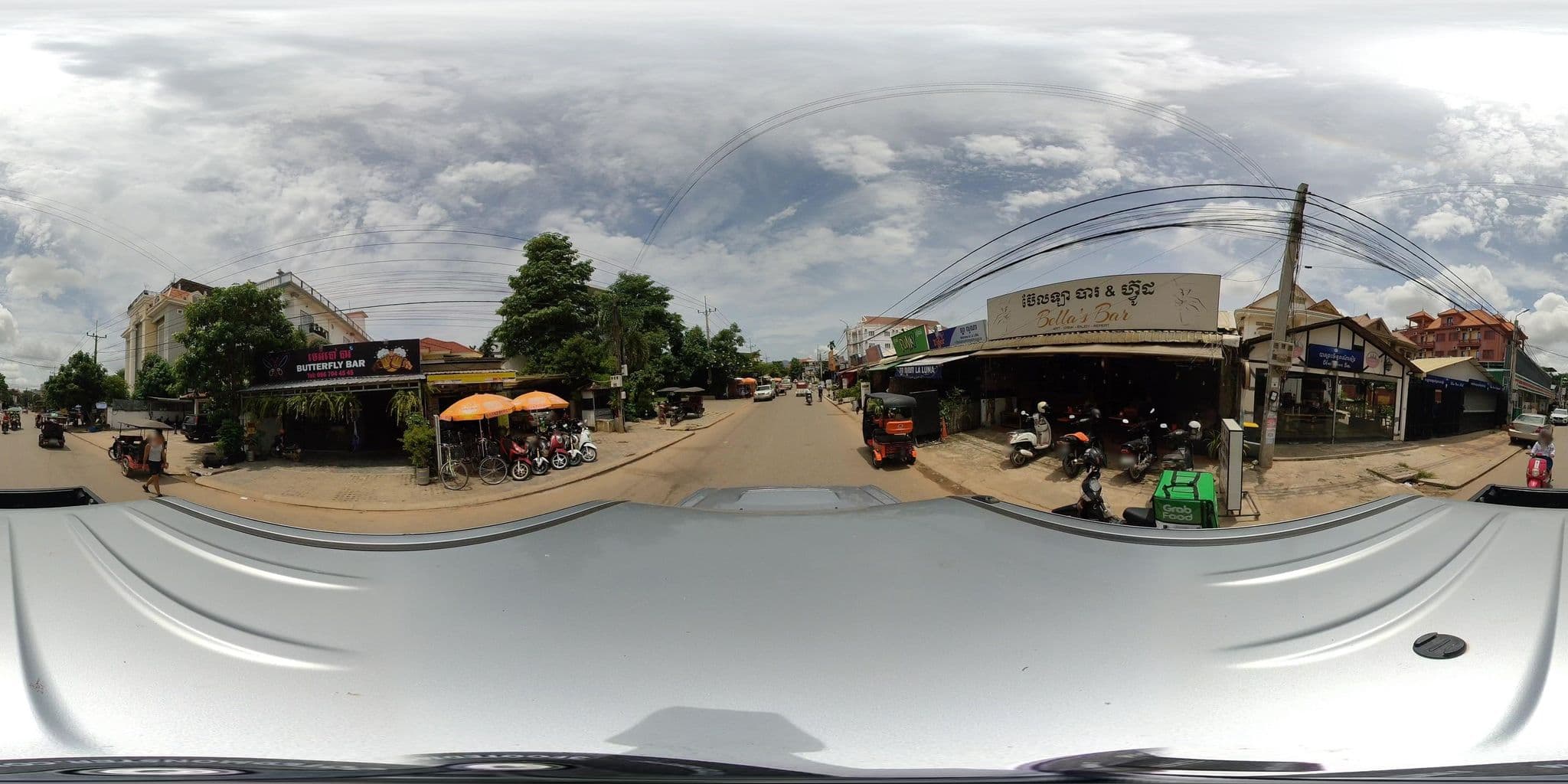 Street view near Hangout, Siem Reap — © ThailandCambodia (CC BY-SA · Mapillary)