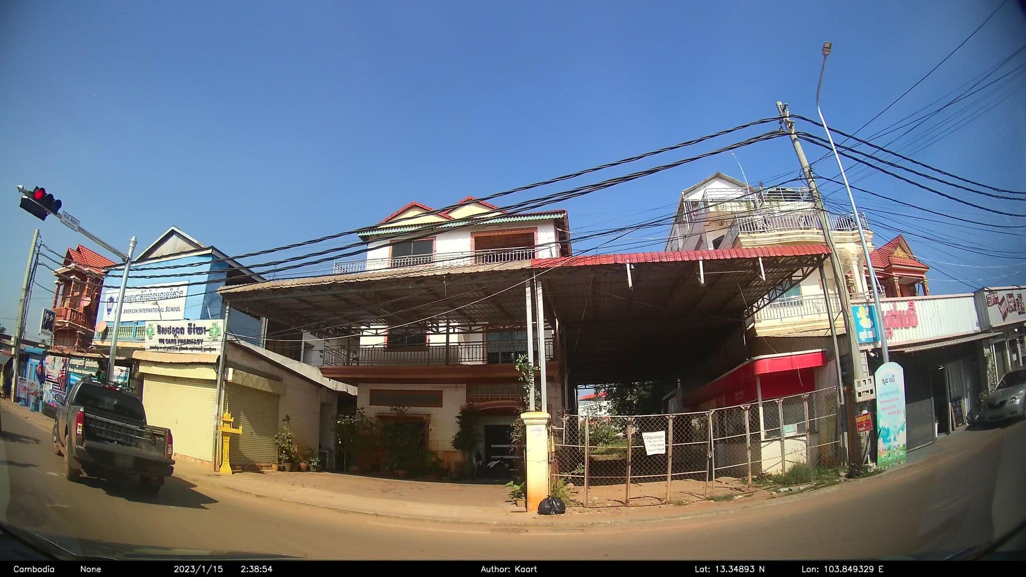 Street view near The Cashew Nut Penthouse Suite, Siem Reap — © kaart_2 (CC BY-SA · Mapillary)