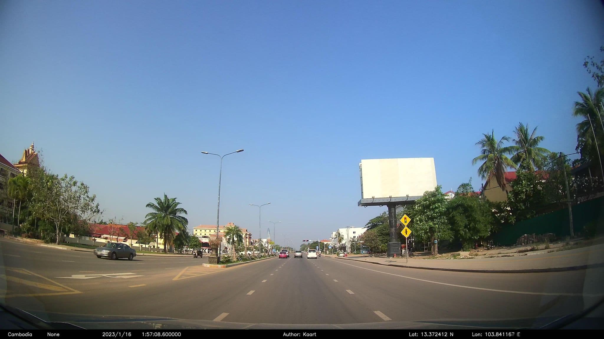Street view near Apsara Angkor Resort and Conference, Siem Reap — © kaart_2 (CC BY-SA · Mapillary)