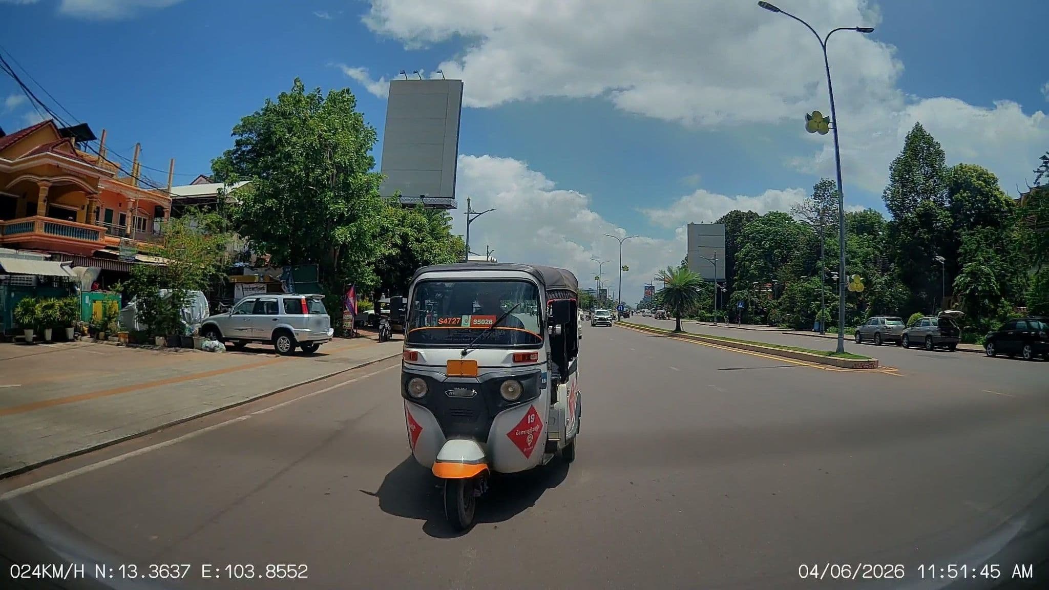 Street view near Golden Angkor Hotel, Siem Reap — © ThailandCambodia (CC BY-SA · Mapillary)