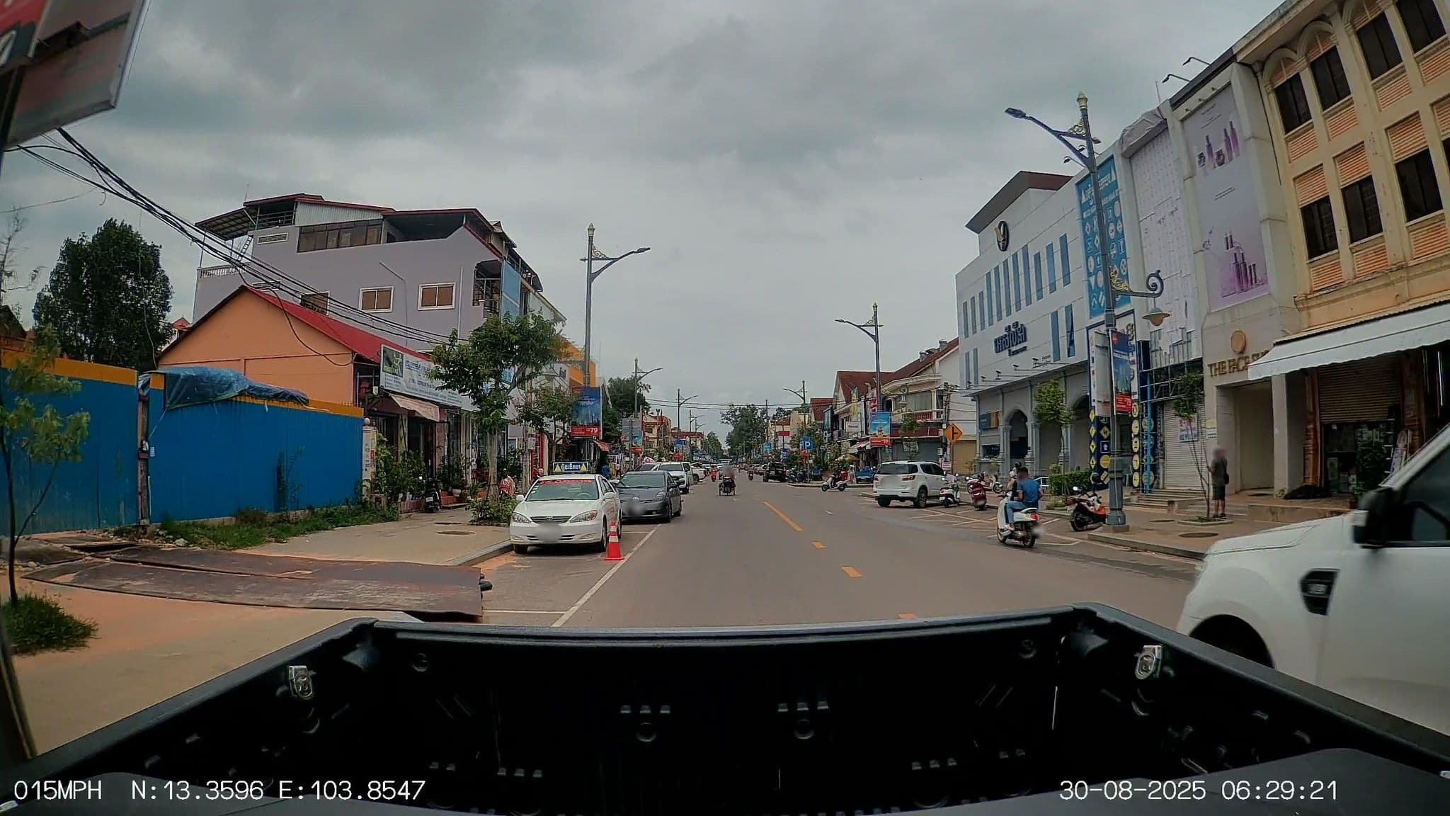 Street view near Family Guest House, Siem Reap — © ThailandCambodia (CC BY-SA · Mapillary)