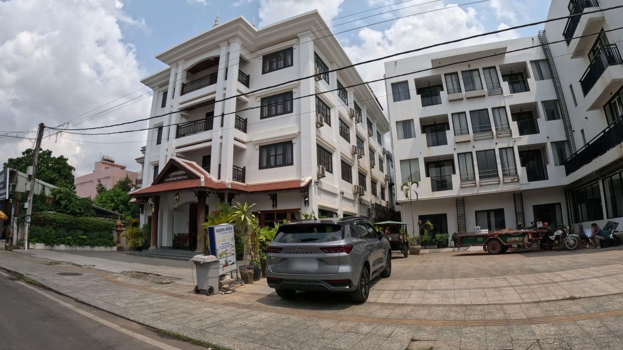 Street view near Bopha Pollen Hotel, Siem Reap — © ThailandCambodia (CC BY-SA · Mapillary)