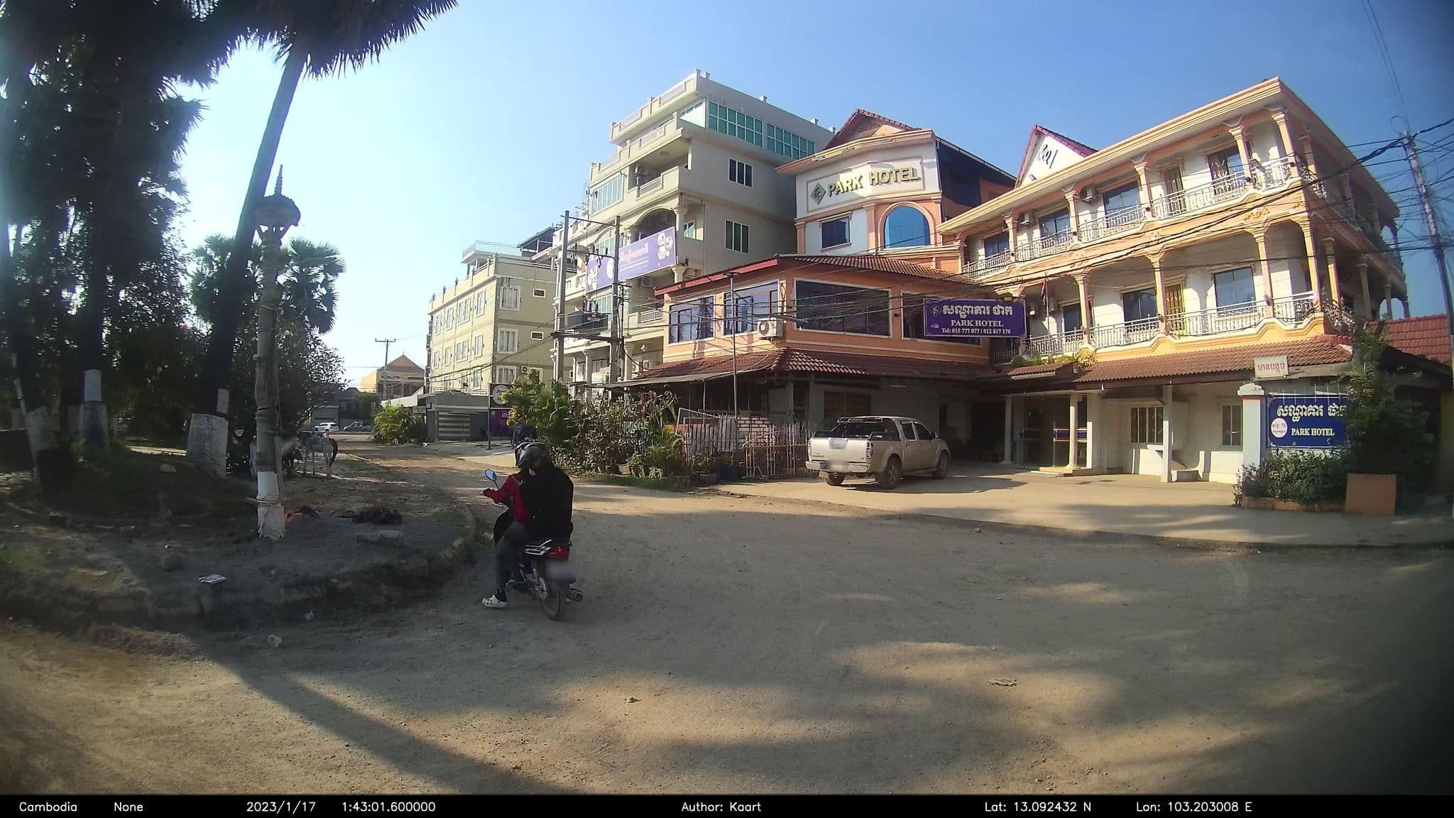 Street view near Park Hotel, Battambang — © kaart_2 (CC BY-SA · Mapillary)
