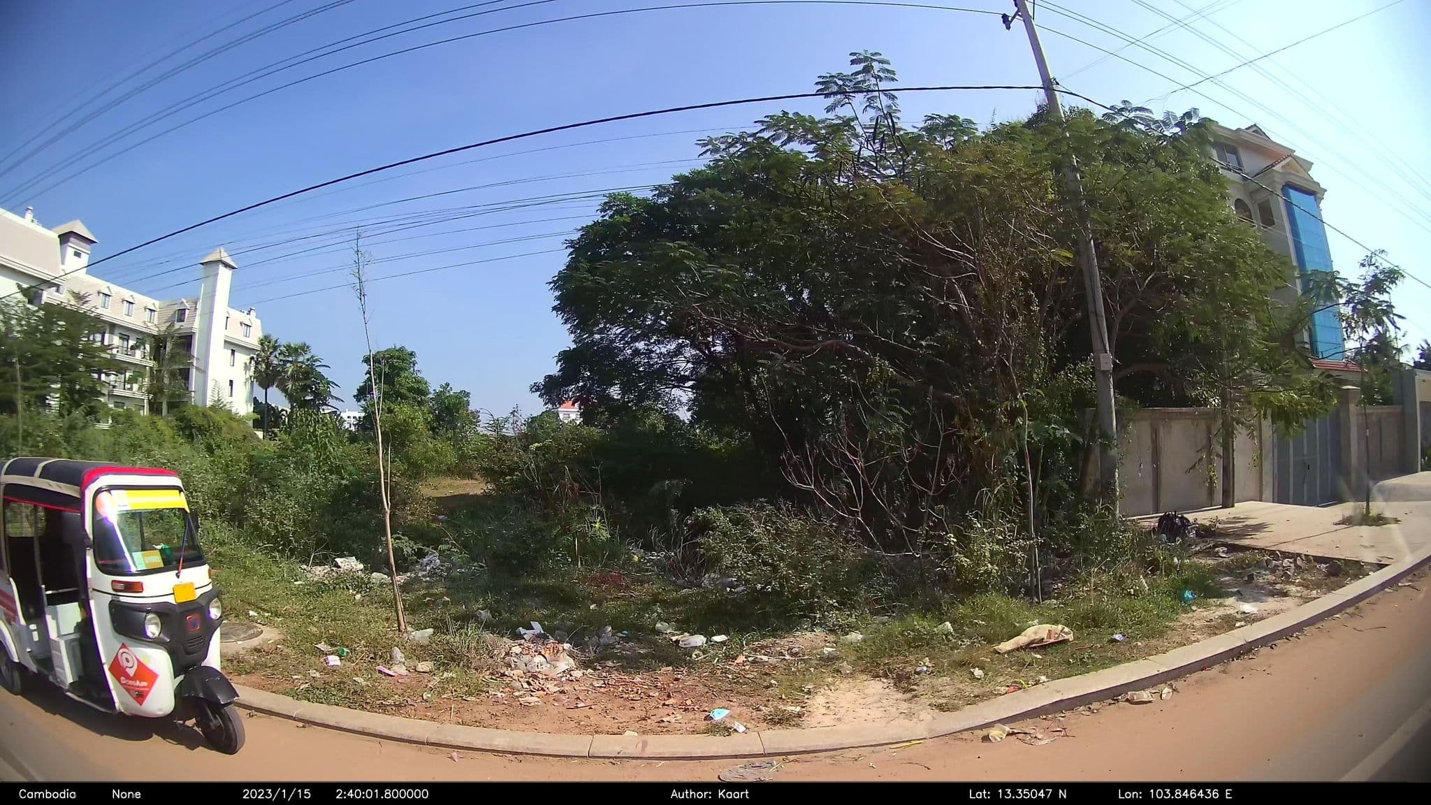 Street view near Phal Chea Hotel, Siem Reap — © kaart_2 (CC BY-SA · Mapillary)