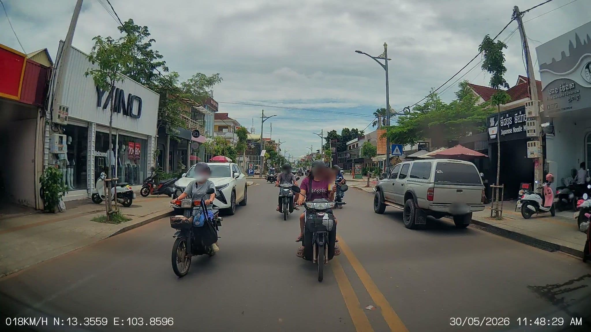 Street view near Horizons Hotel, Siem Reap — © ThailandCambodia (CC BY-SA · Mapillary)
